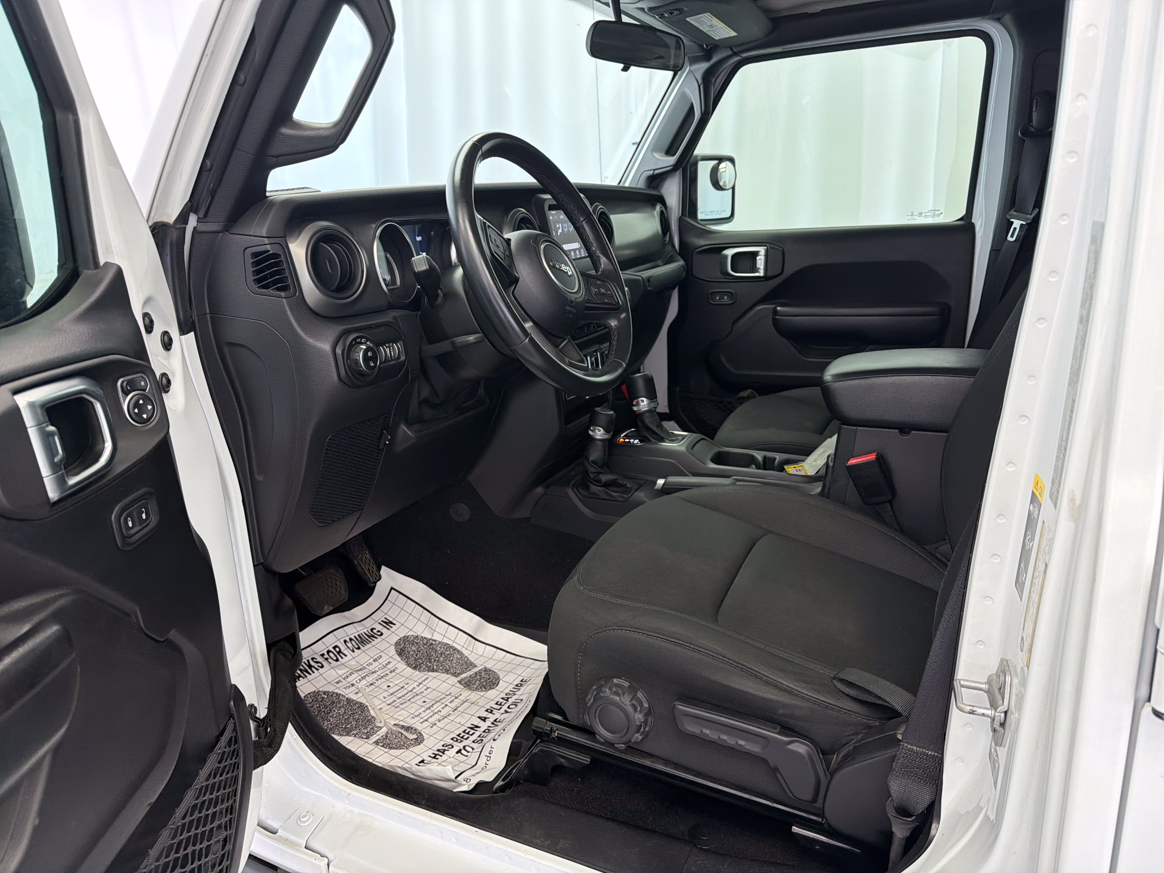 2021 Jeep Gladiator Willys