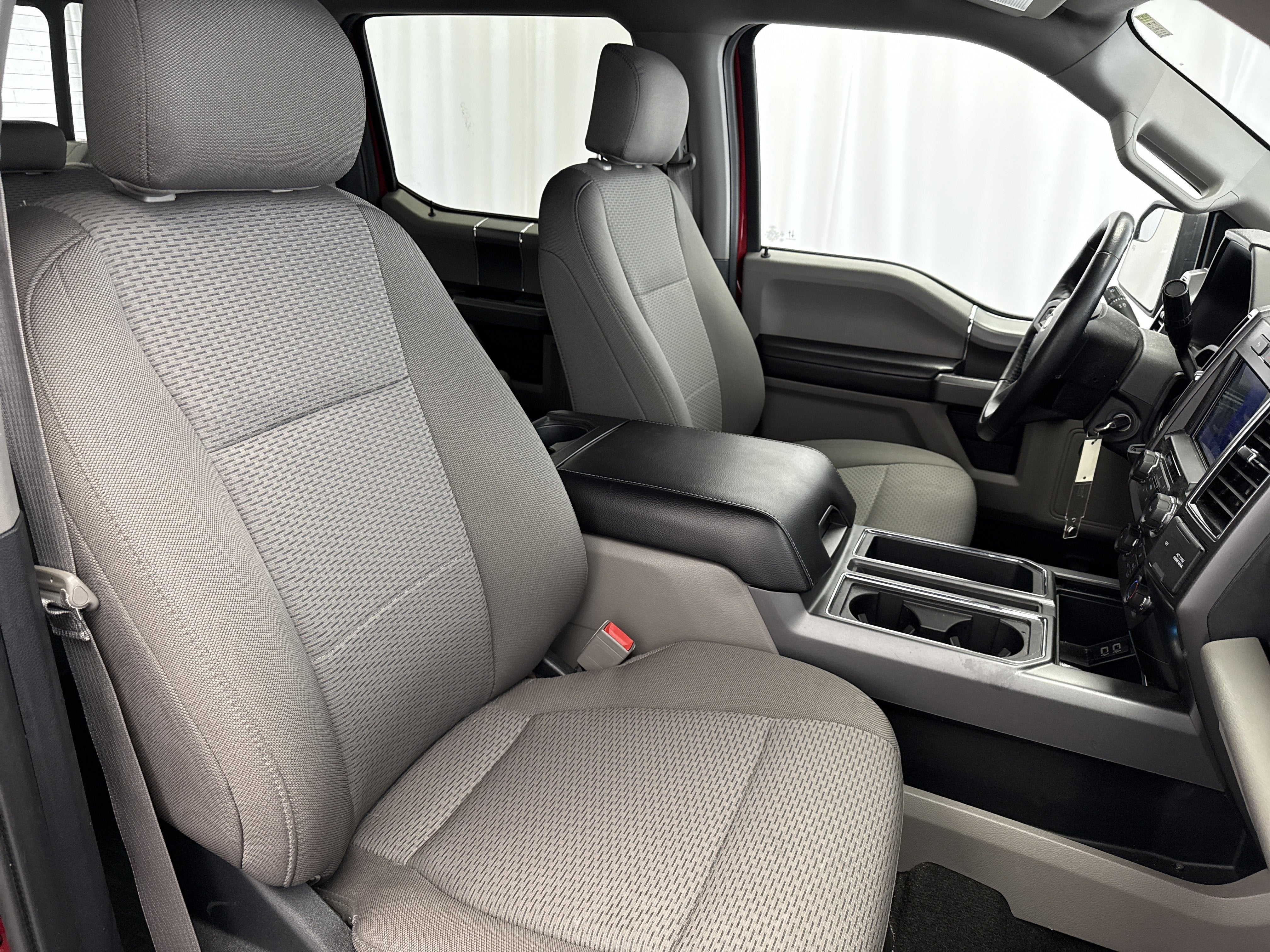 2020 Ford F-150 Base