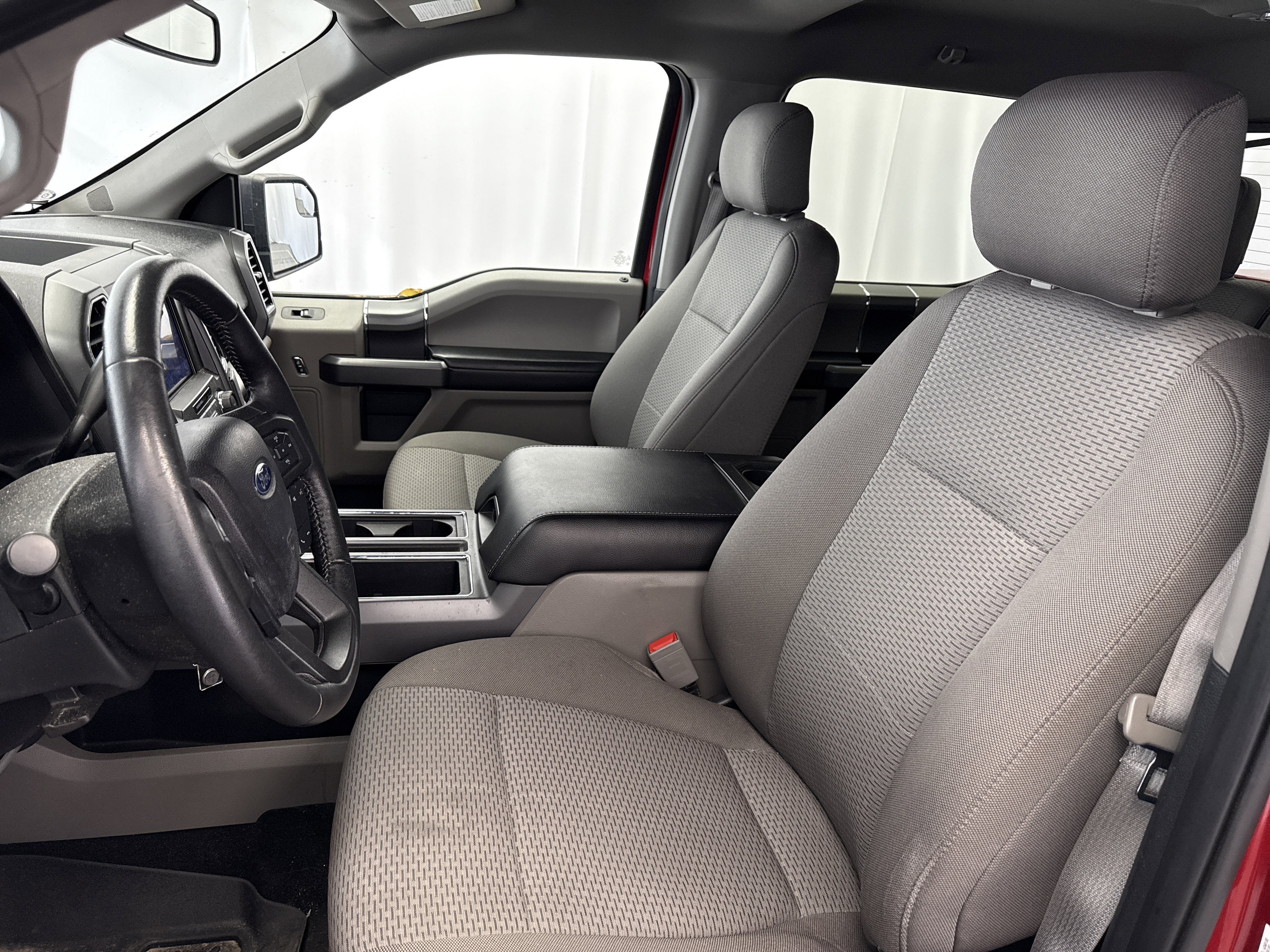 2020 Ford F-150 Base