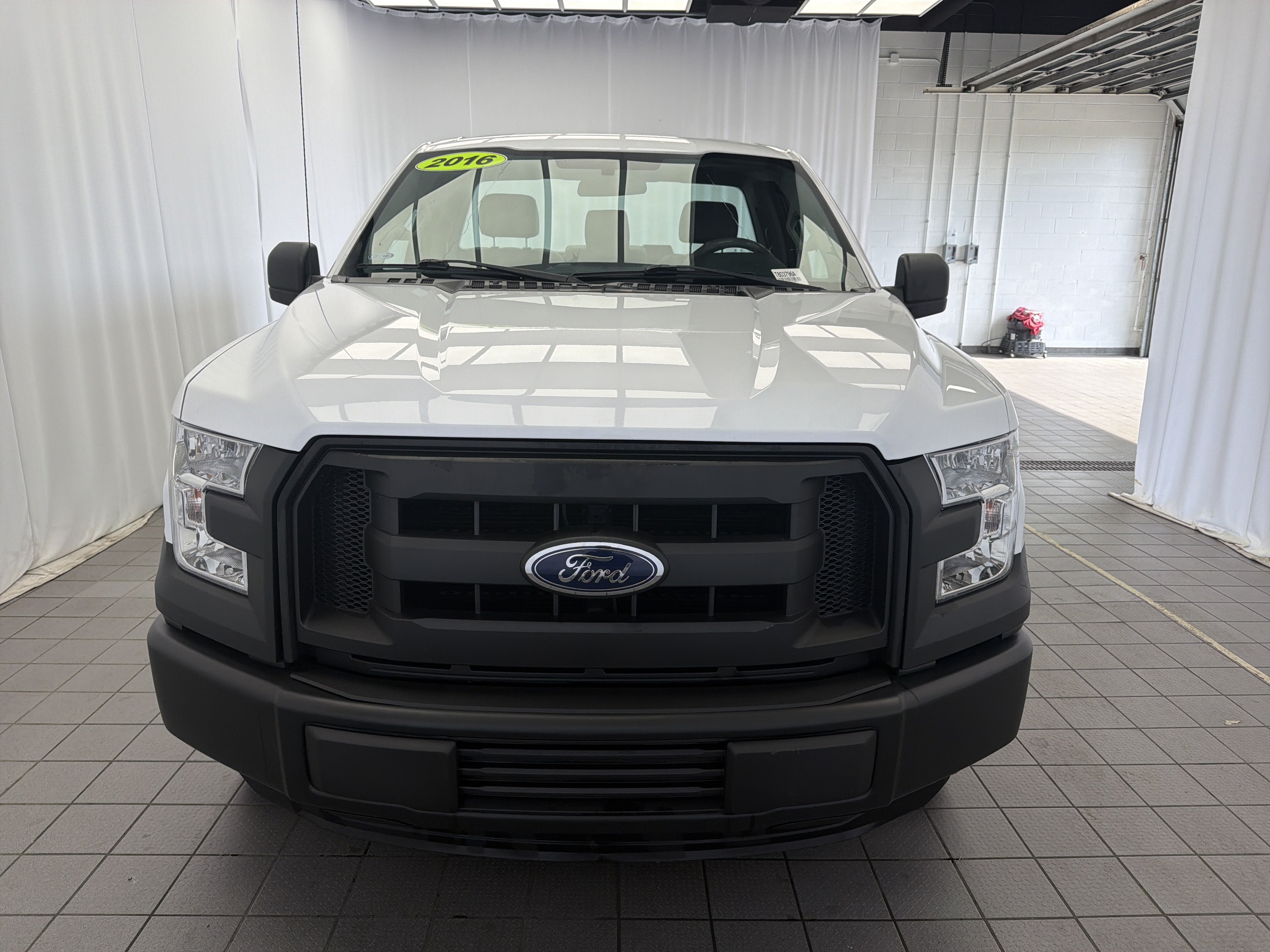 2016 Ford F-150 Base