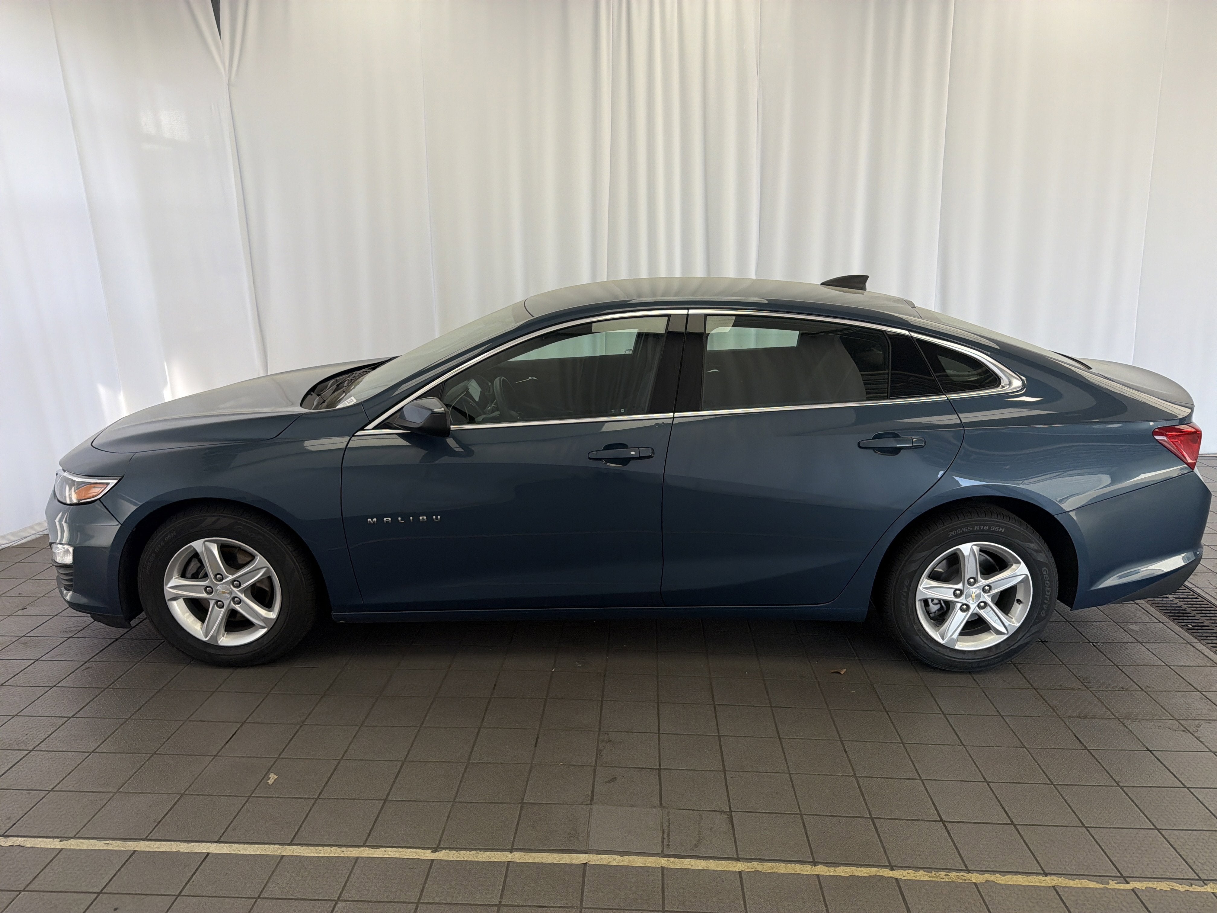 2024 Chevrolet Malibu LS