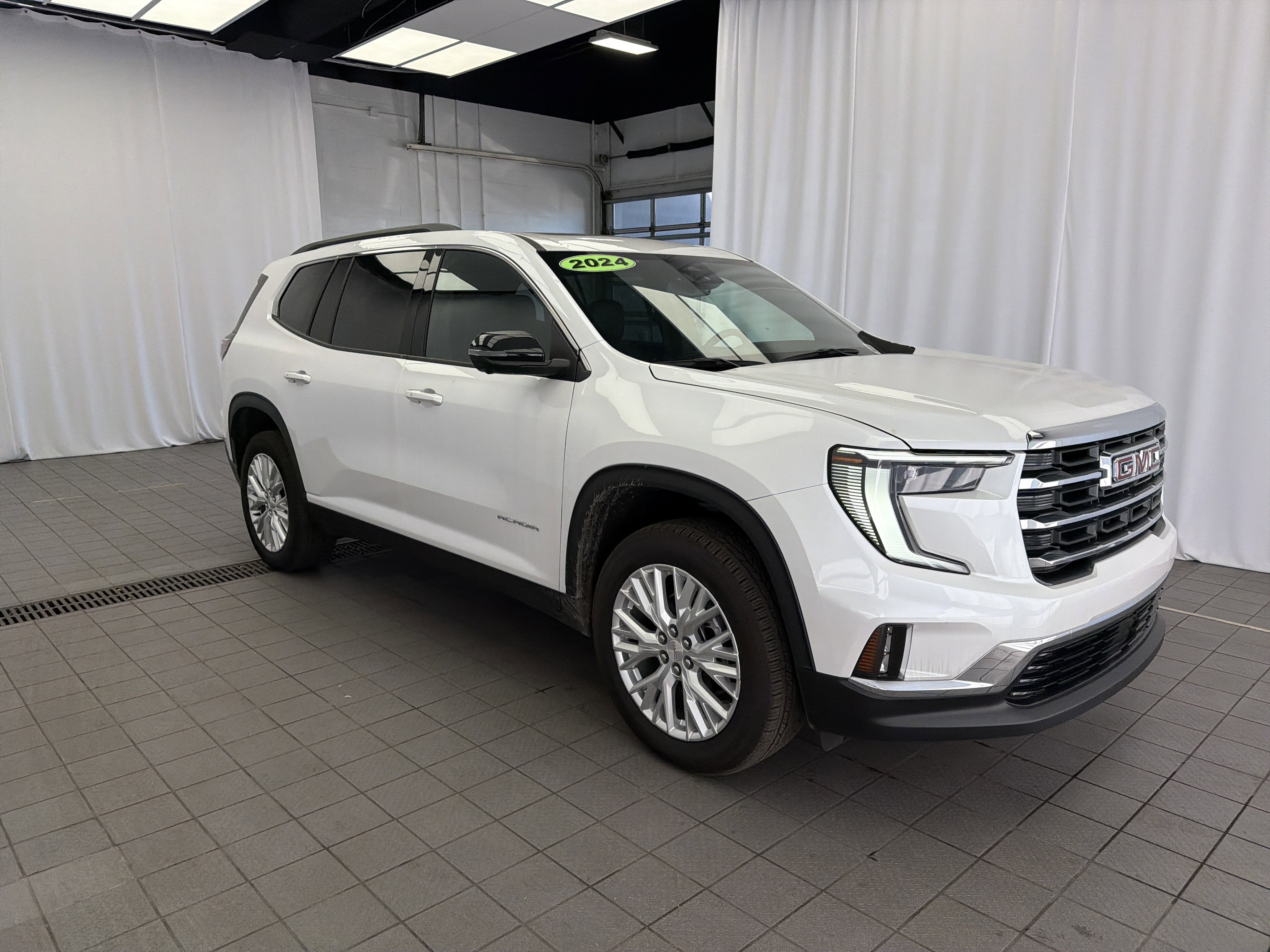 2024 GMC Acadia AWD Elevation