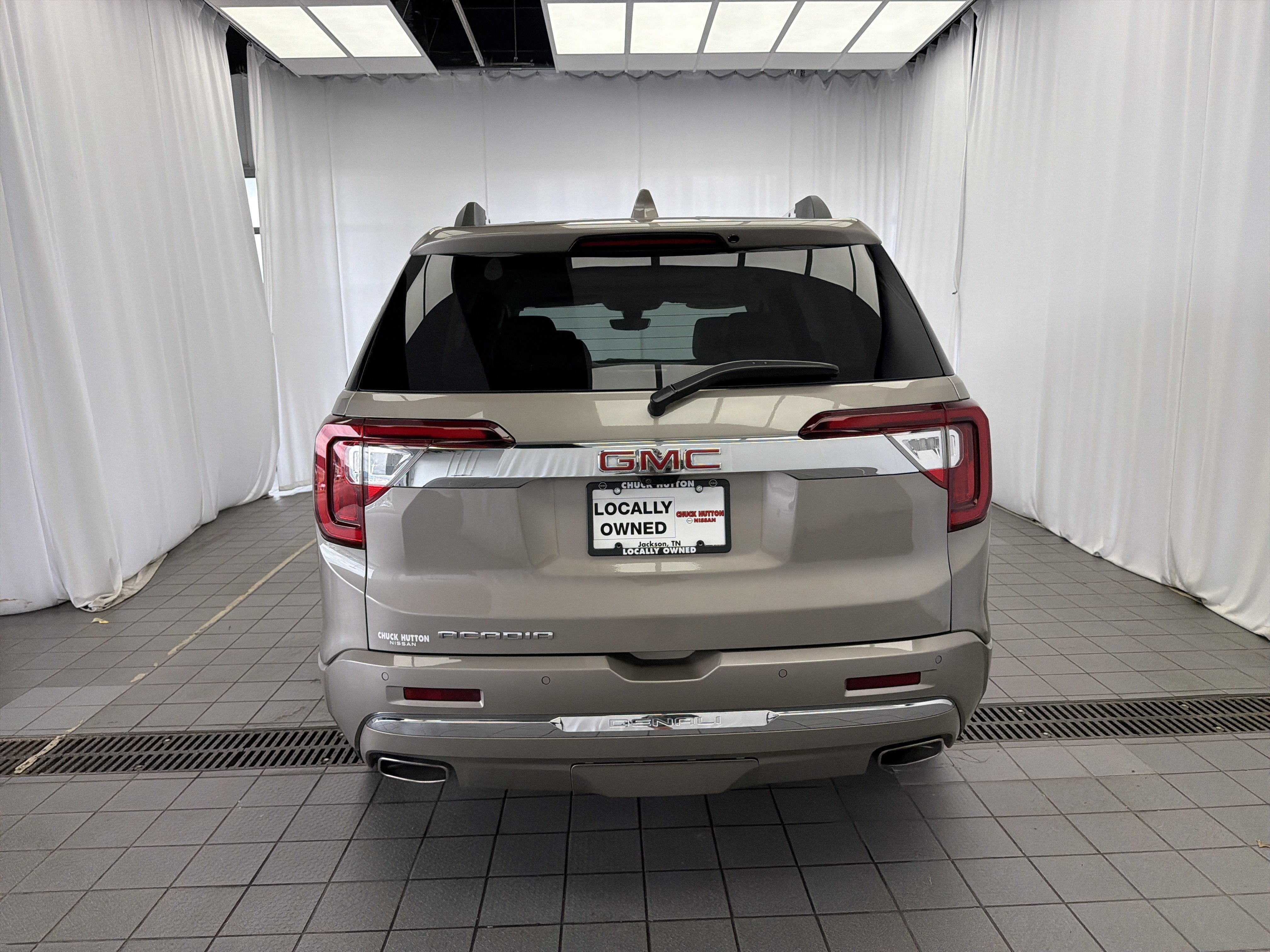 2022 GMC Acadia Denali