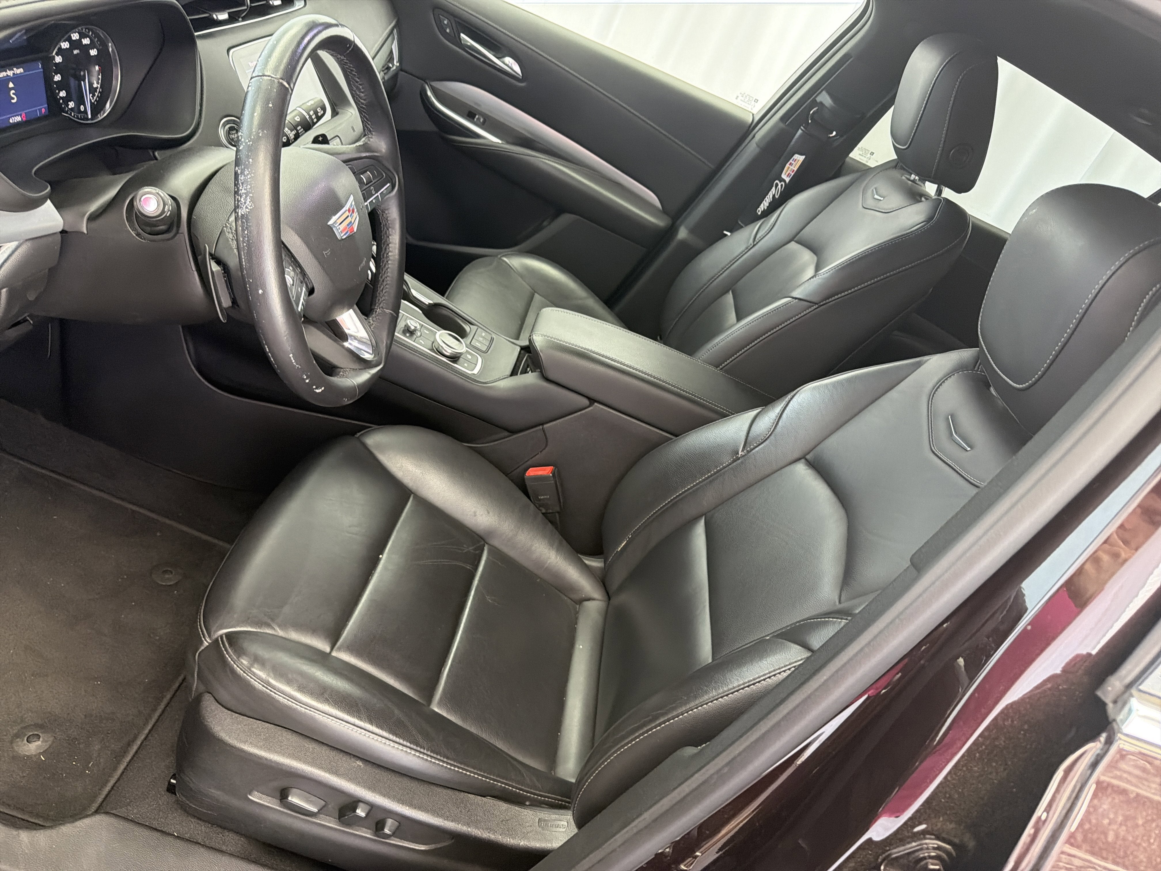 2021 Cadillac XT4 FWD Premium Luxury