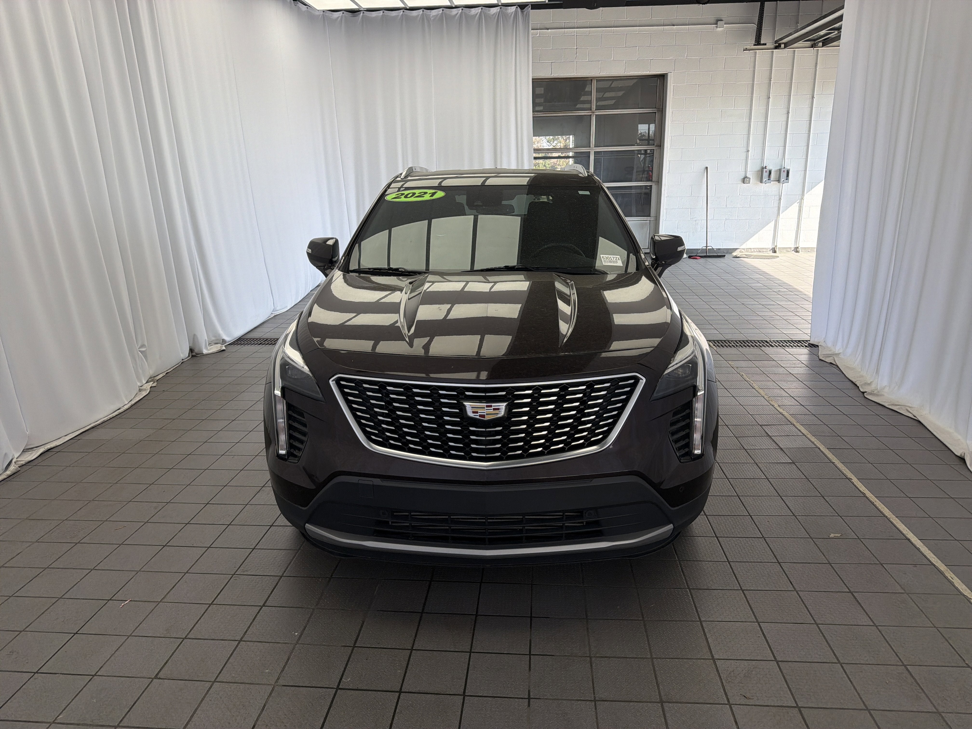 2021 Cadillac XT4 FWD Premium Luxury