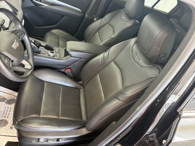 2023 Cadillac XT4 FWD Premium Luxury
