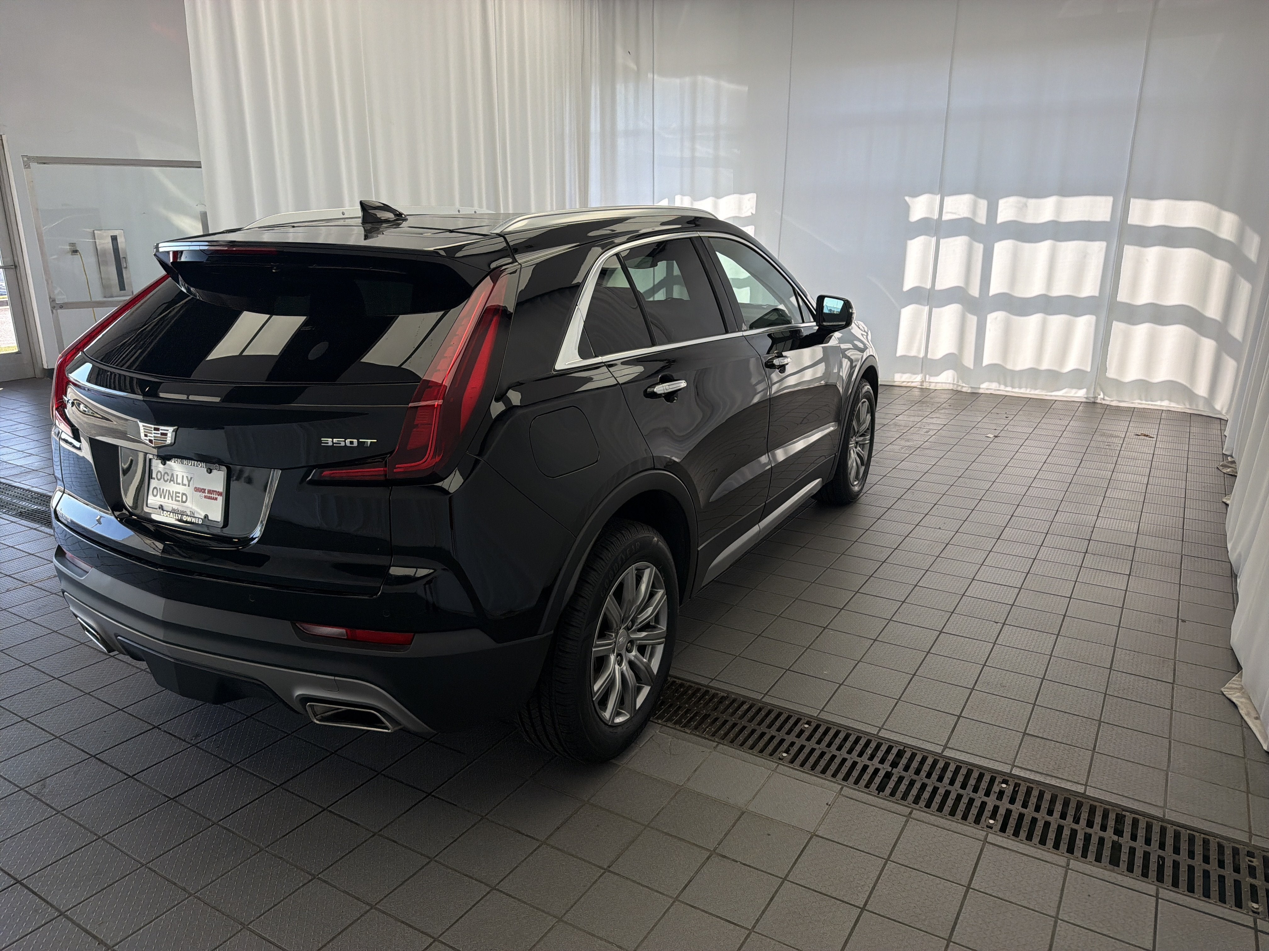 2023 Cadillac XT4 FWD Premium Luxury