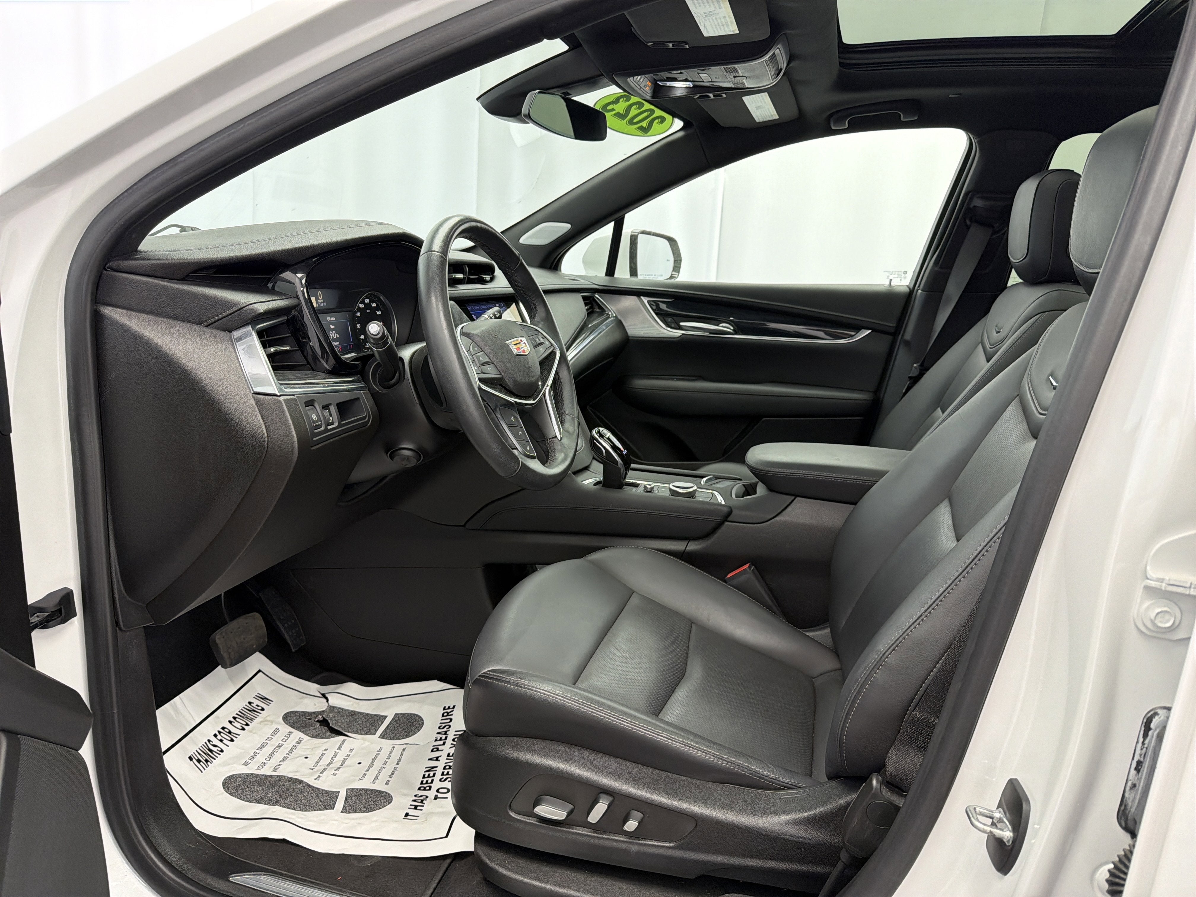 2023 Cadillac XT5 FWD Premium Luxury