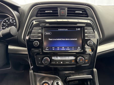 2023 Nissan Maxima SV