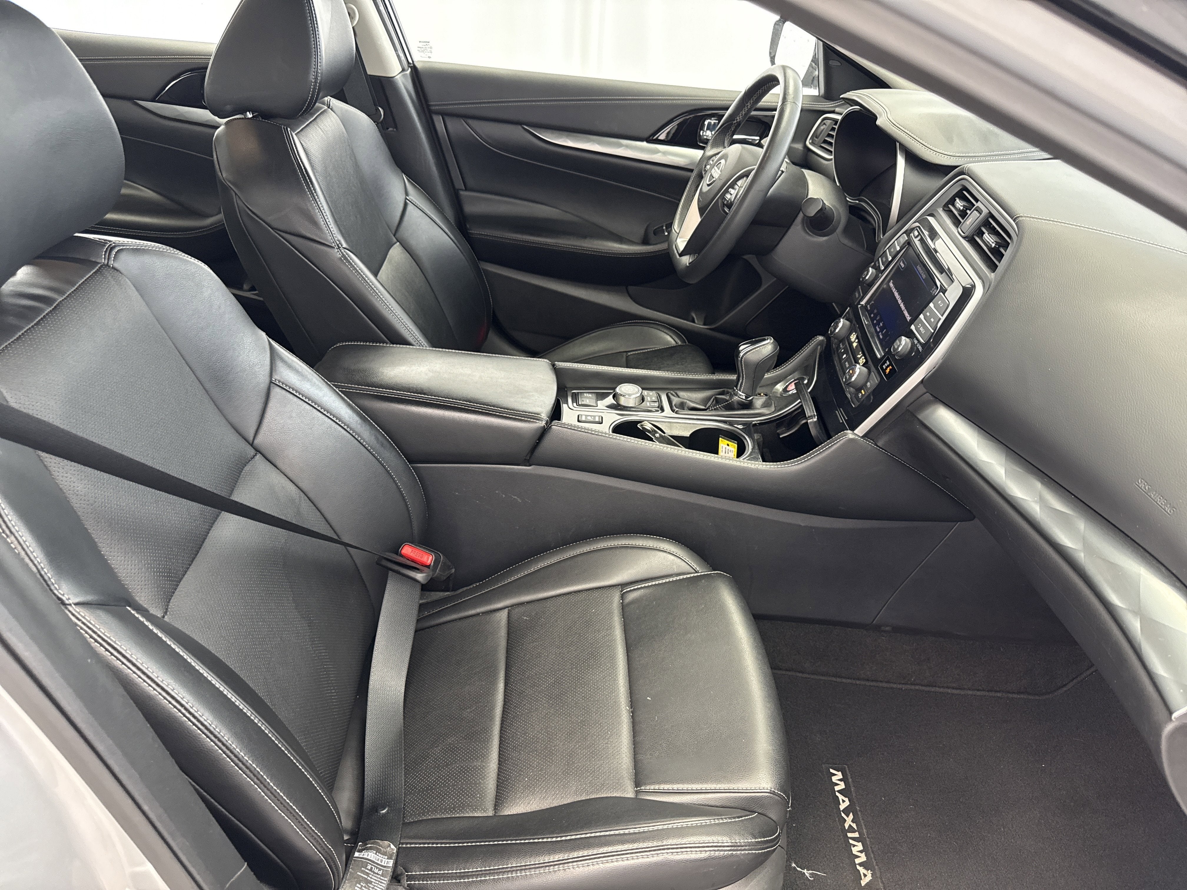 2023 Nissan Maxima SV