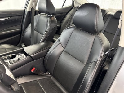 2023 Nissan Maxima SV