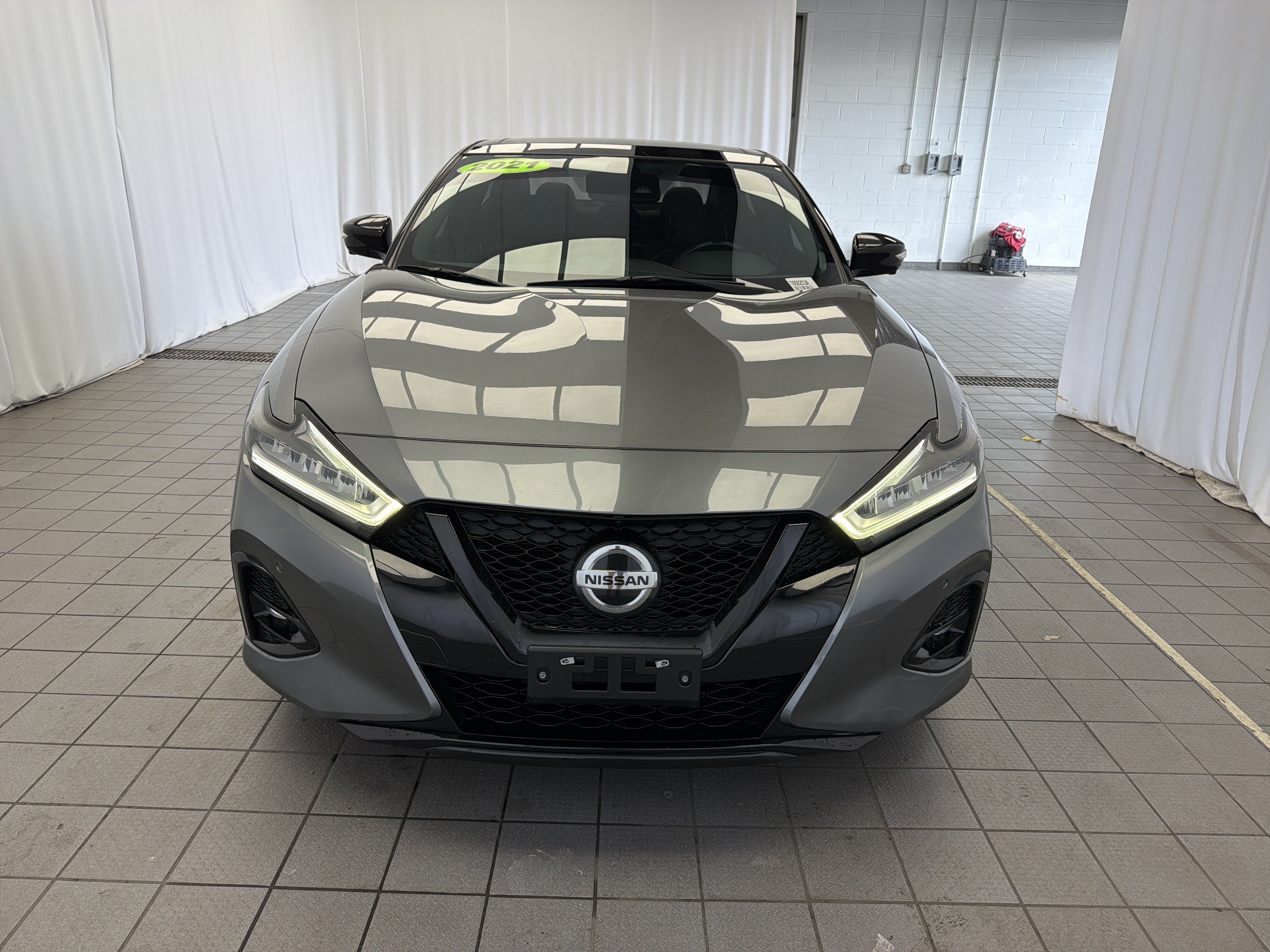 2021 Nissan Maxima SR