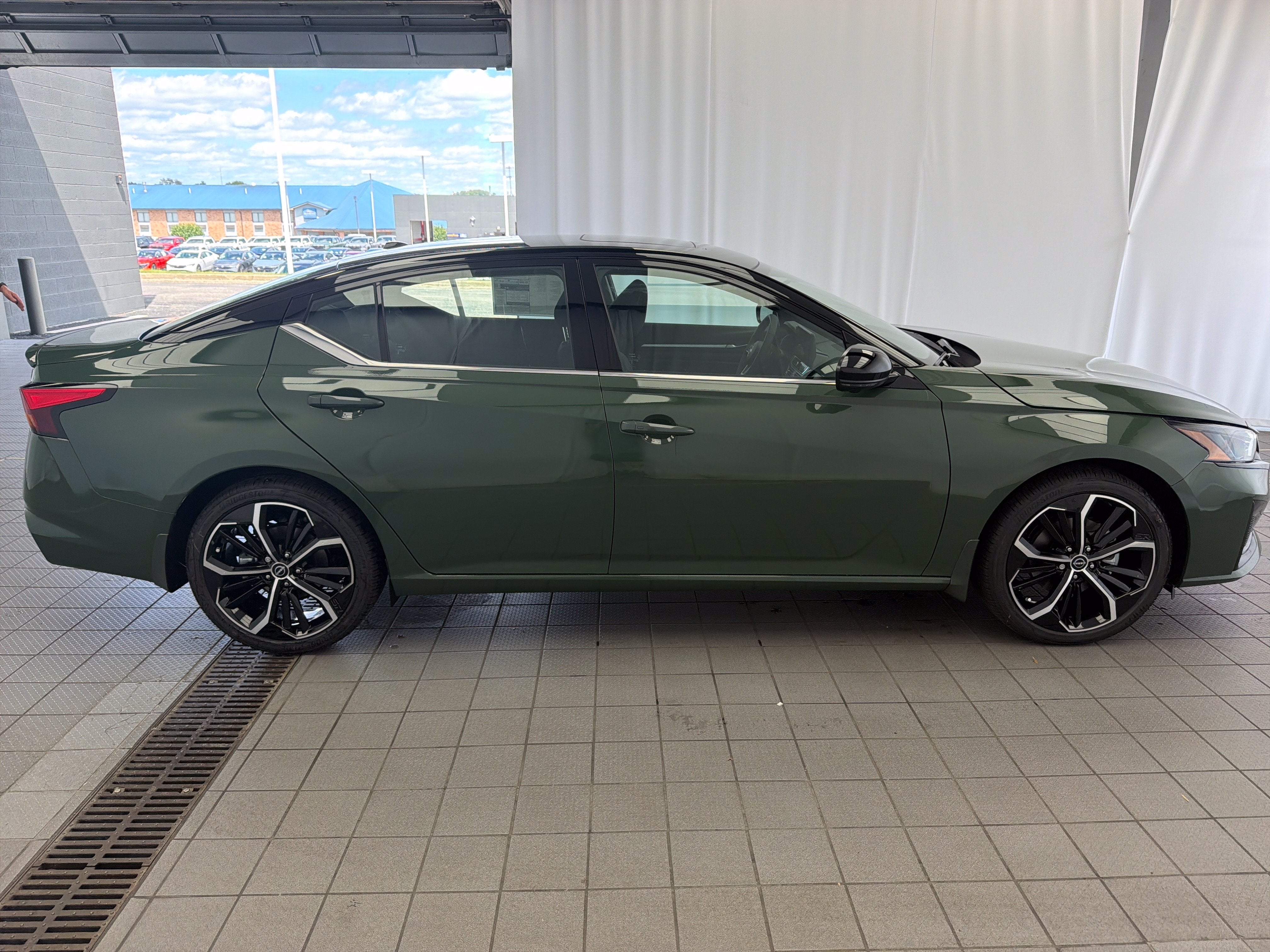 2026 Nissan Altima SR