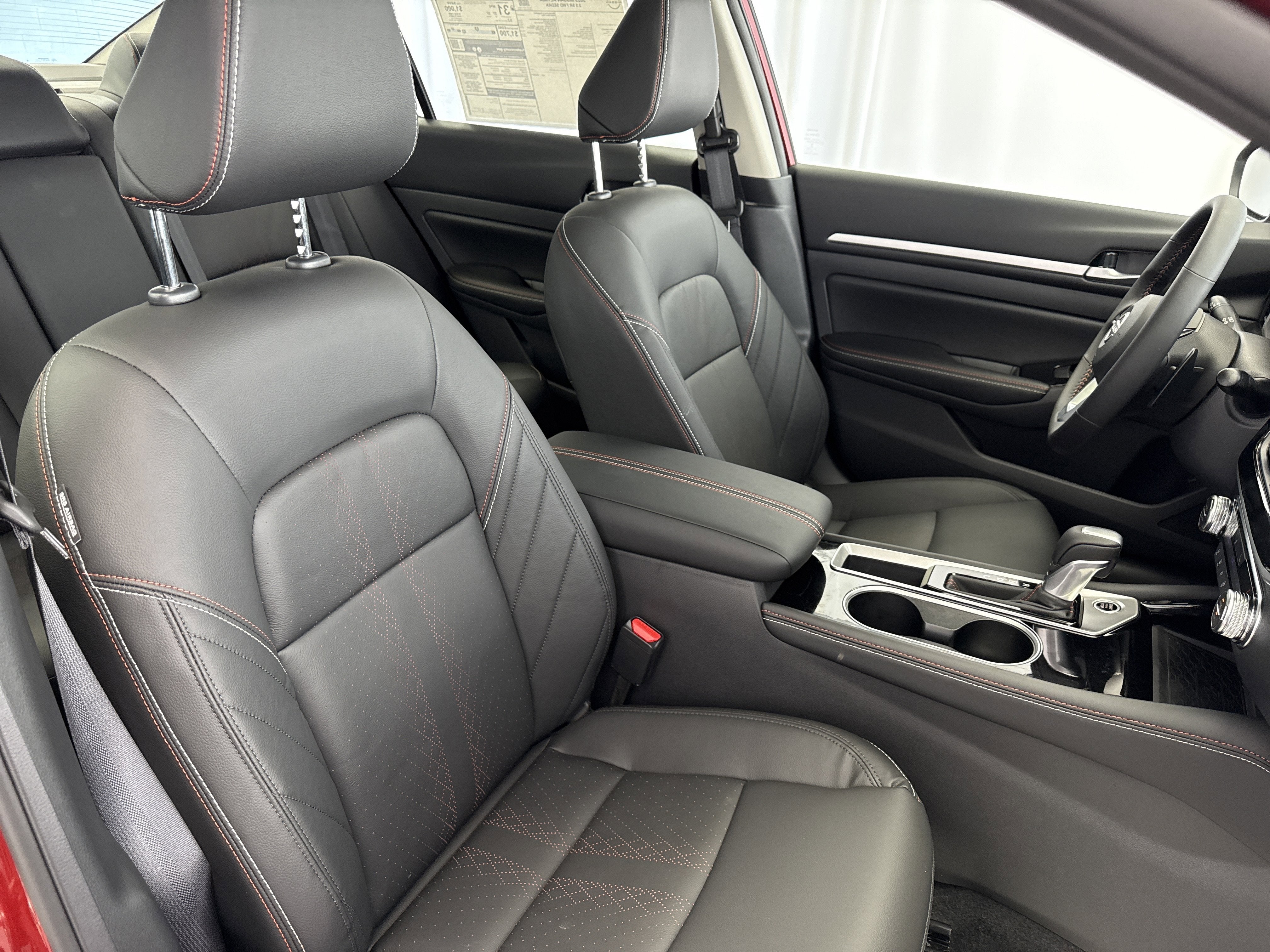 2025 Nissan Altima SR