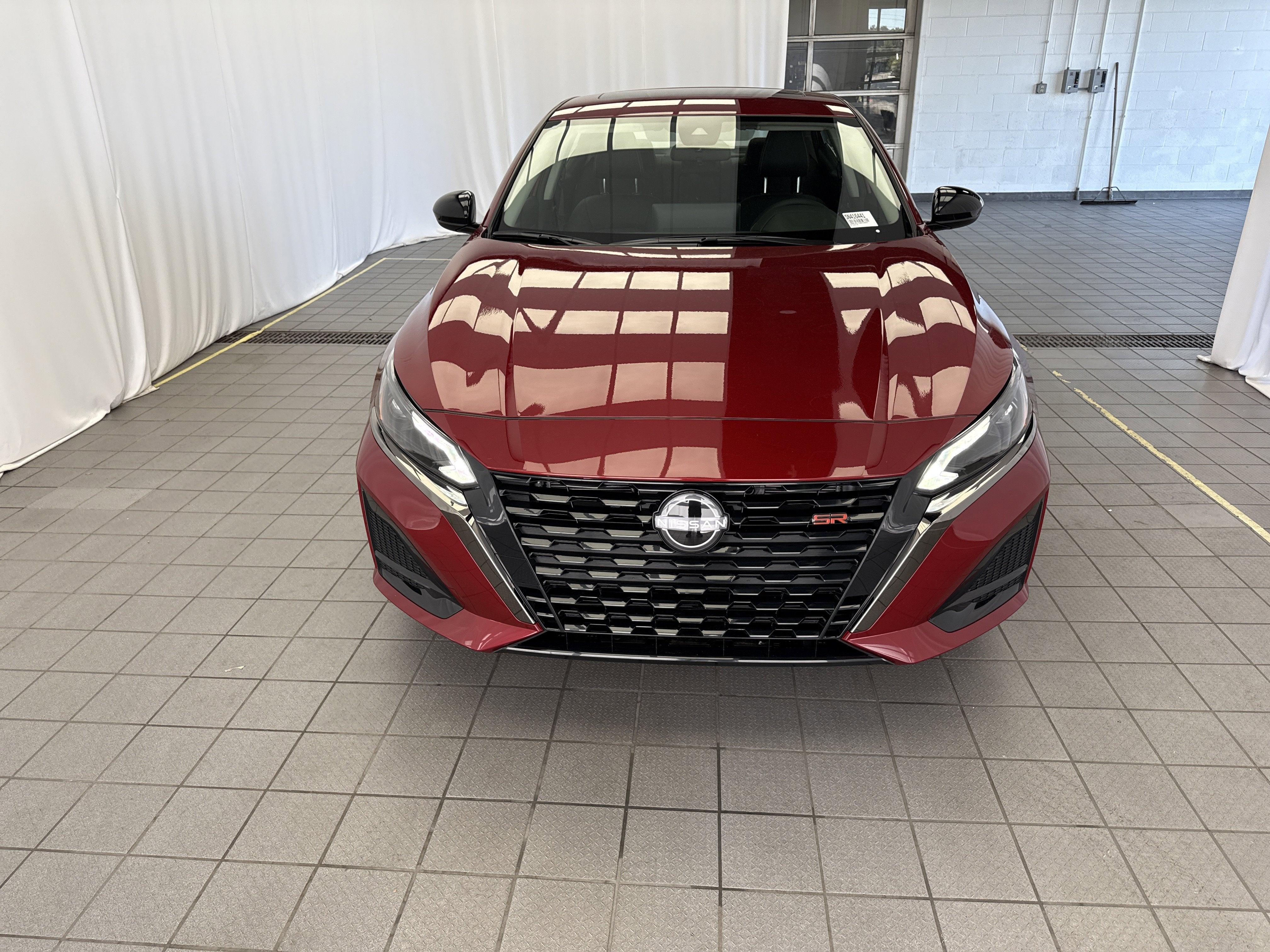 2025 Nissan Altima SR