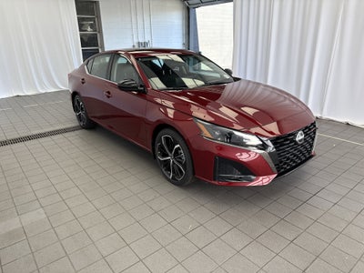 2025 Nissan Altima SR