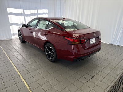 2025 Nissan Altima SR