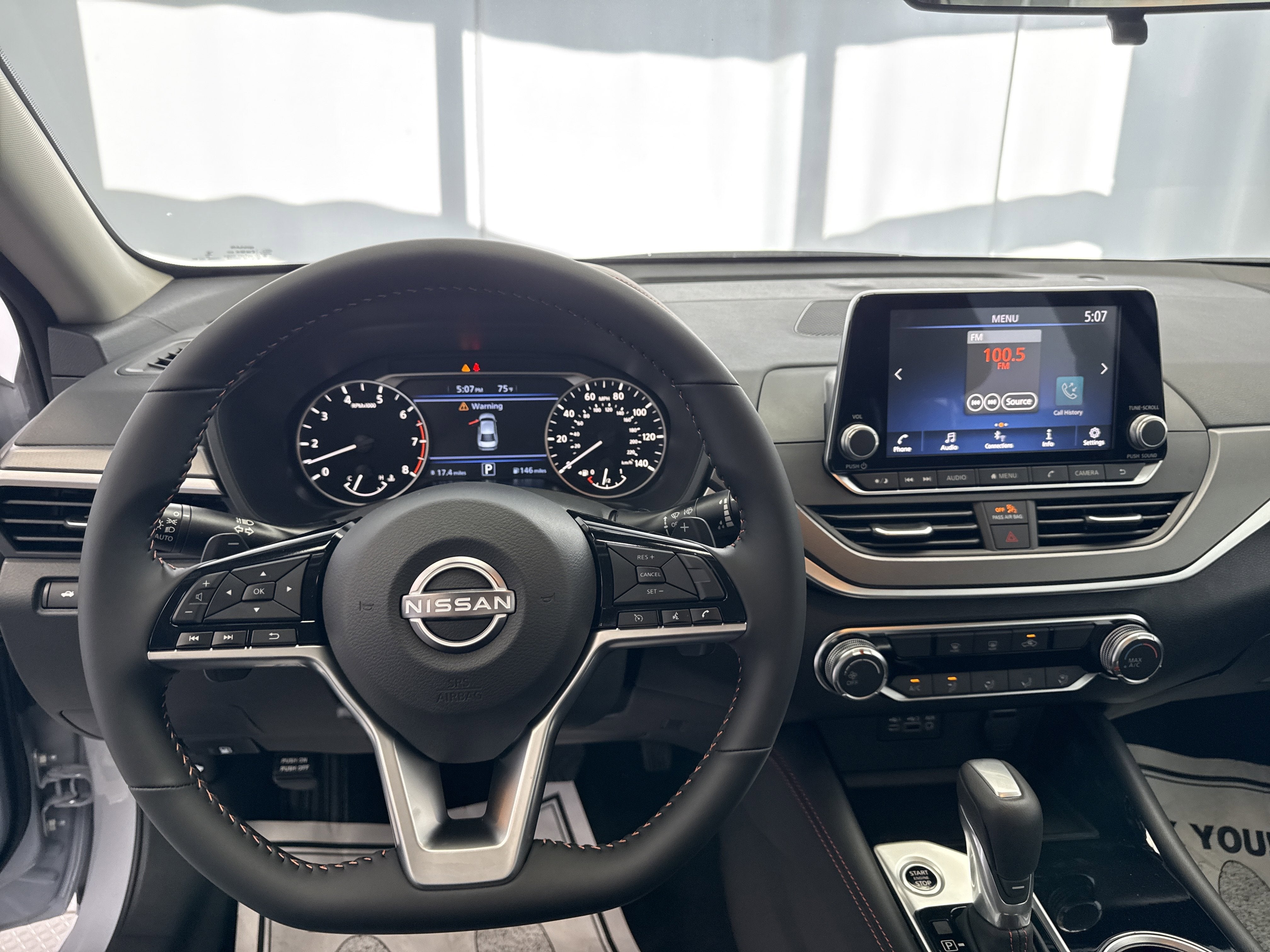 2025 Nissan Altima SR