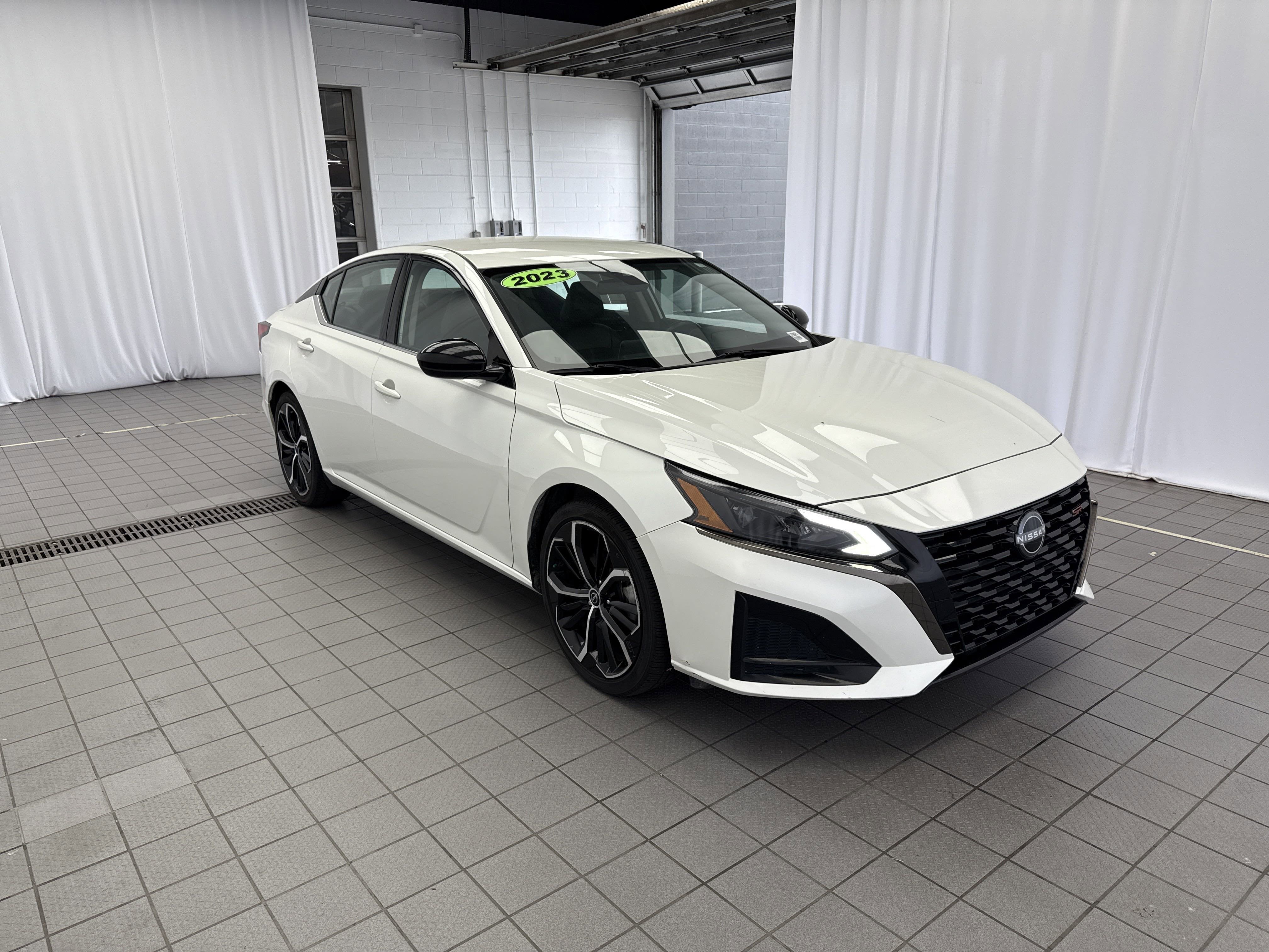 2023 Nissan Altima 2.5 SR
