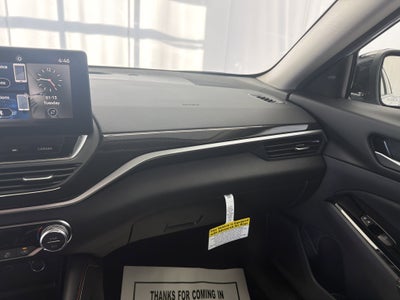 2025 Nissan Altima SR