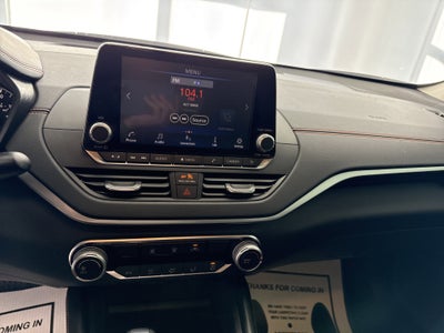 2021 Nissan Altima 2.5 SR