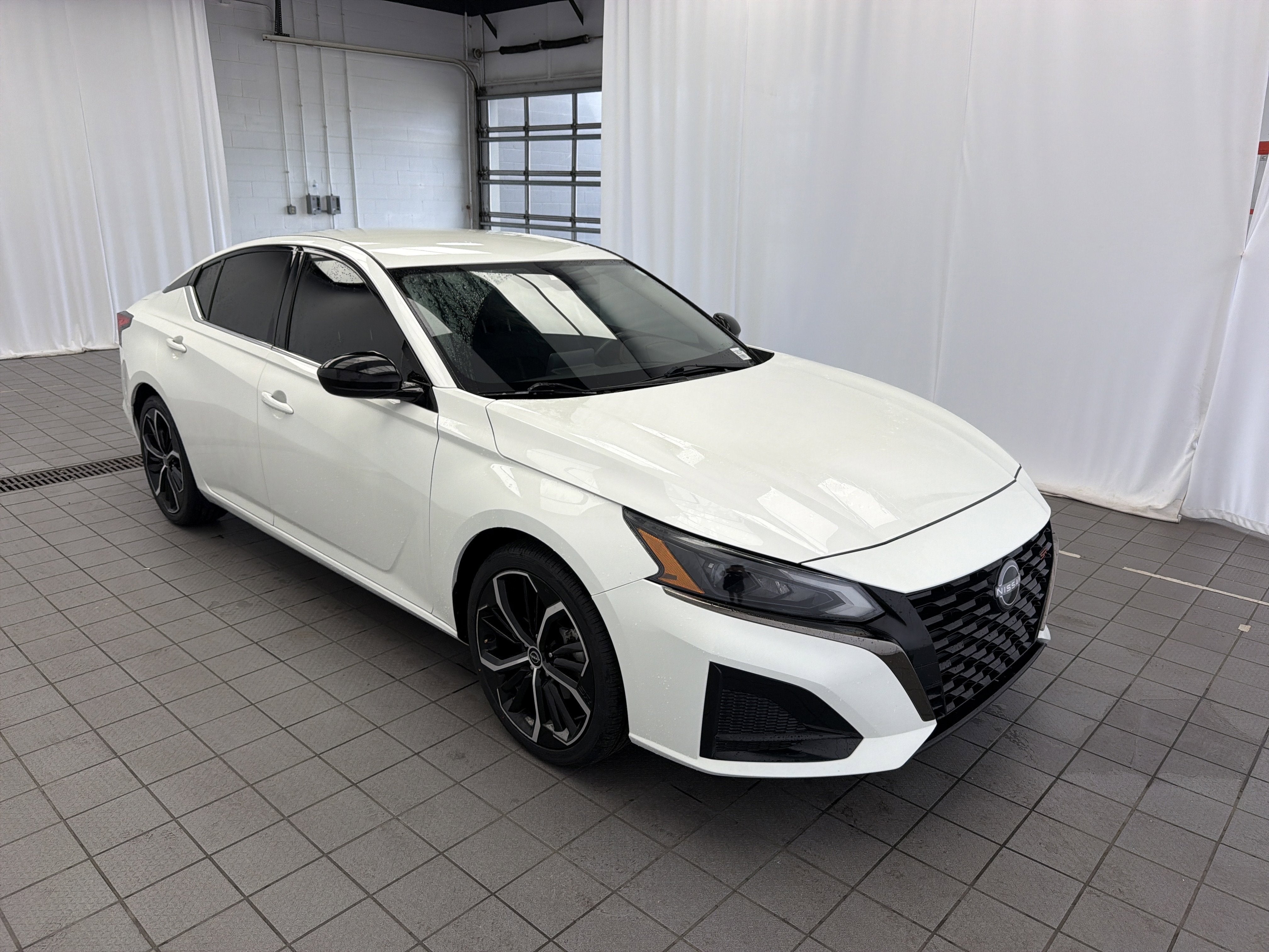 2023 Nissan Altima 2.5 SR