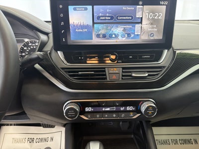 2025 Nissan Altima SR