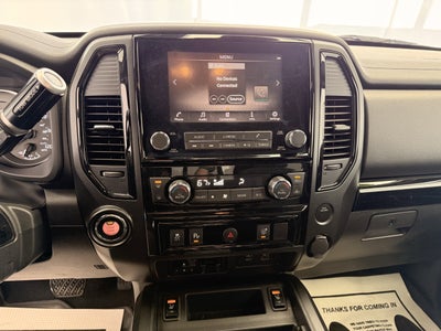 2024 Nissan TITAN Crew Cab SV