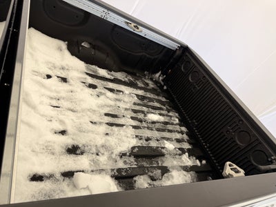 2024 Nissan TITAN Crew Cab SV