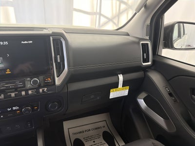 2026 Nissan Frontier Crew Cab SV