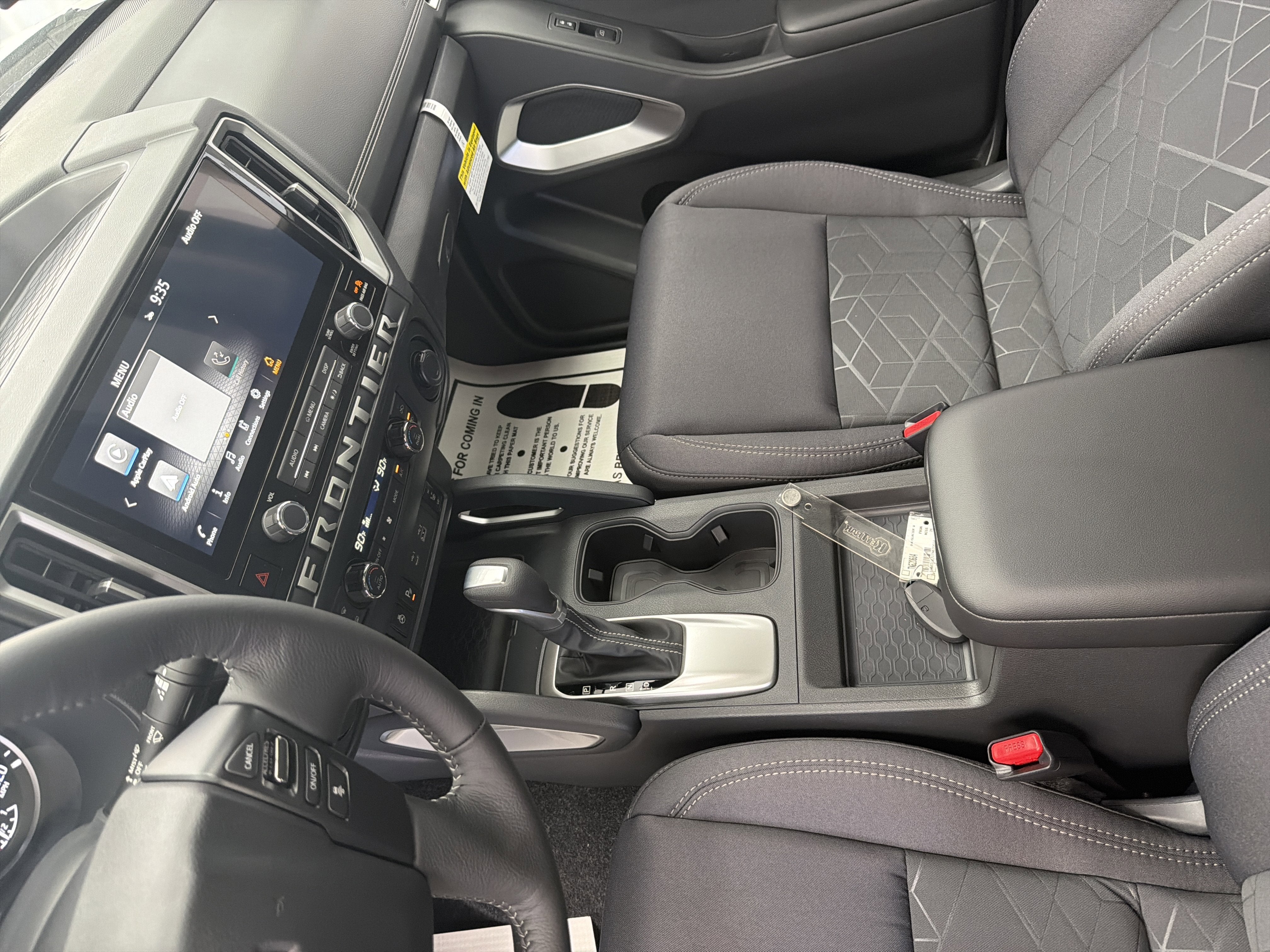 2026 Nissan Frontier Crew Cab SV