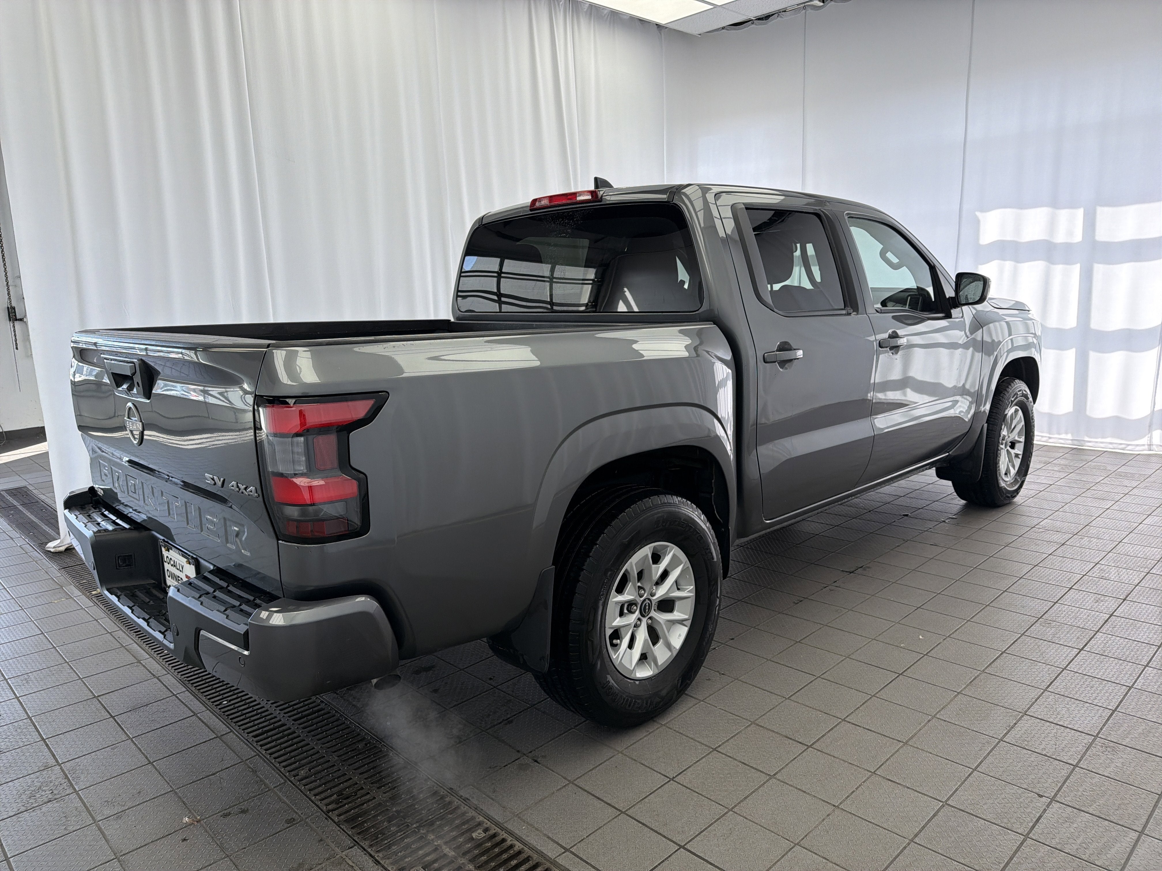 2024 Nissan Frontier SV