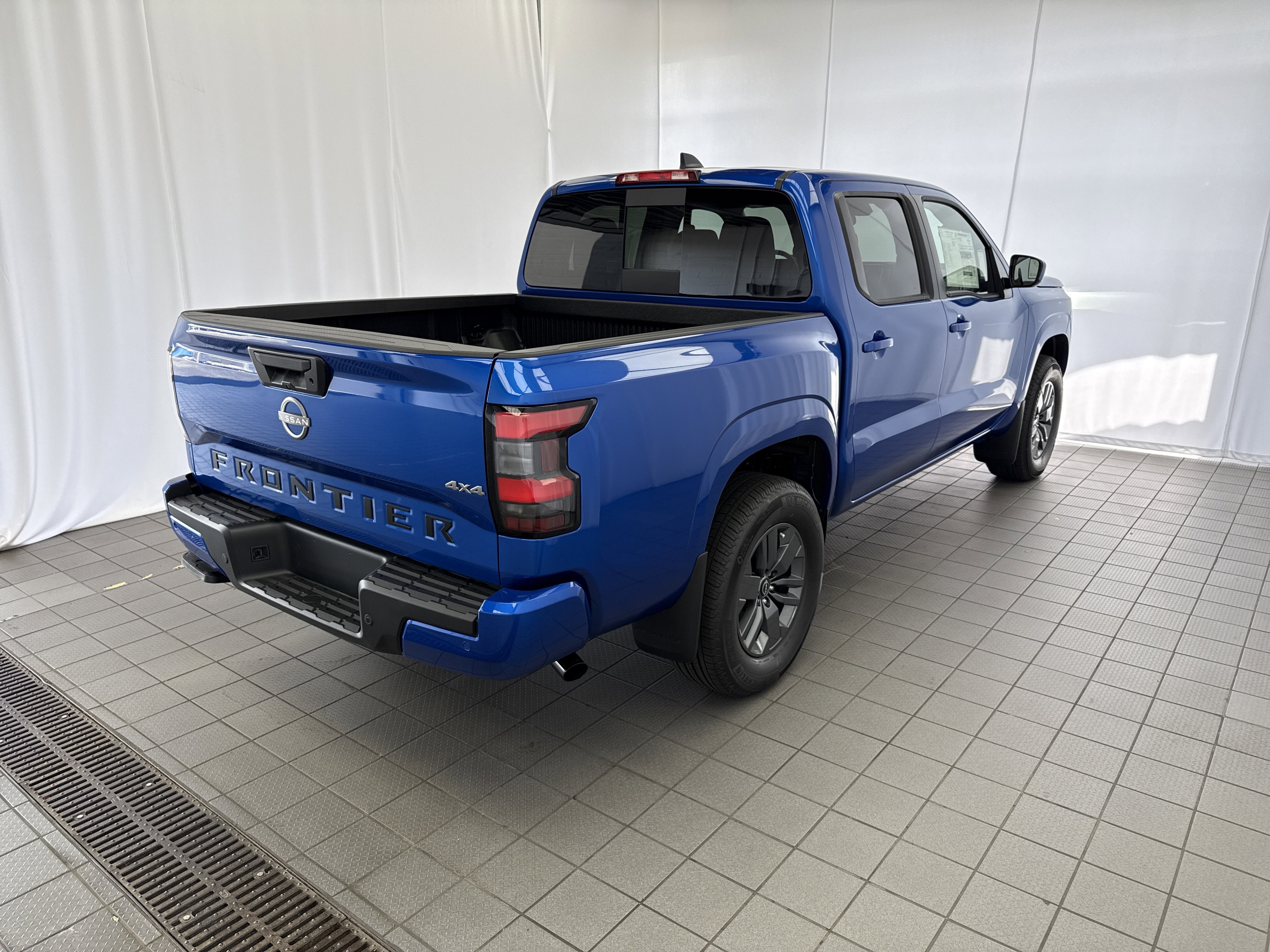 2026 Nissan Frontier Crew Cab SV