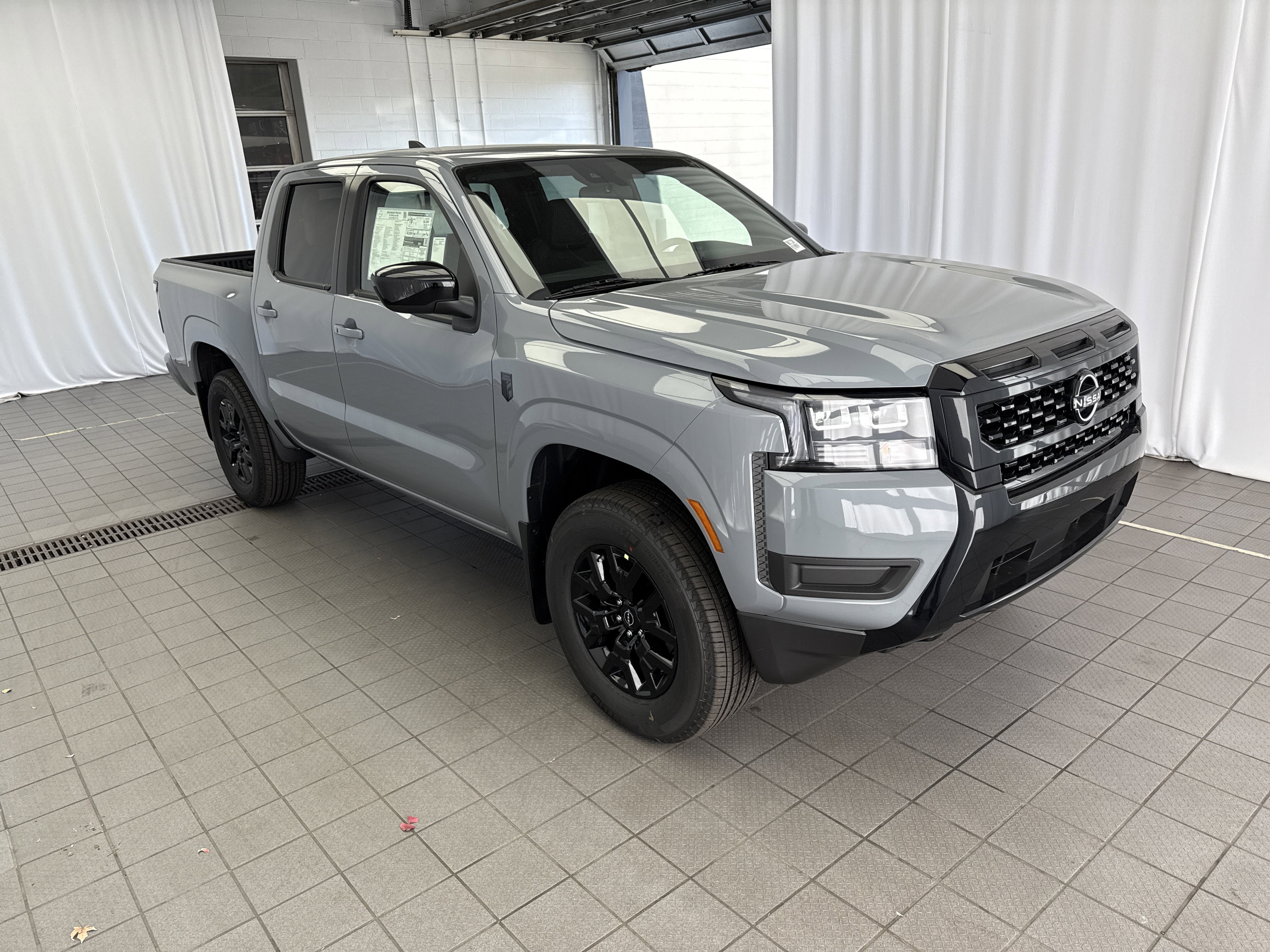 2026 Nissan Frontier Crew Cab SV