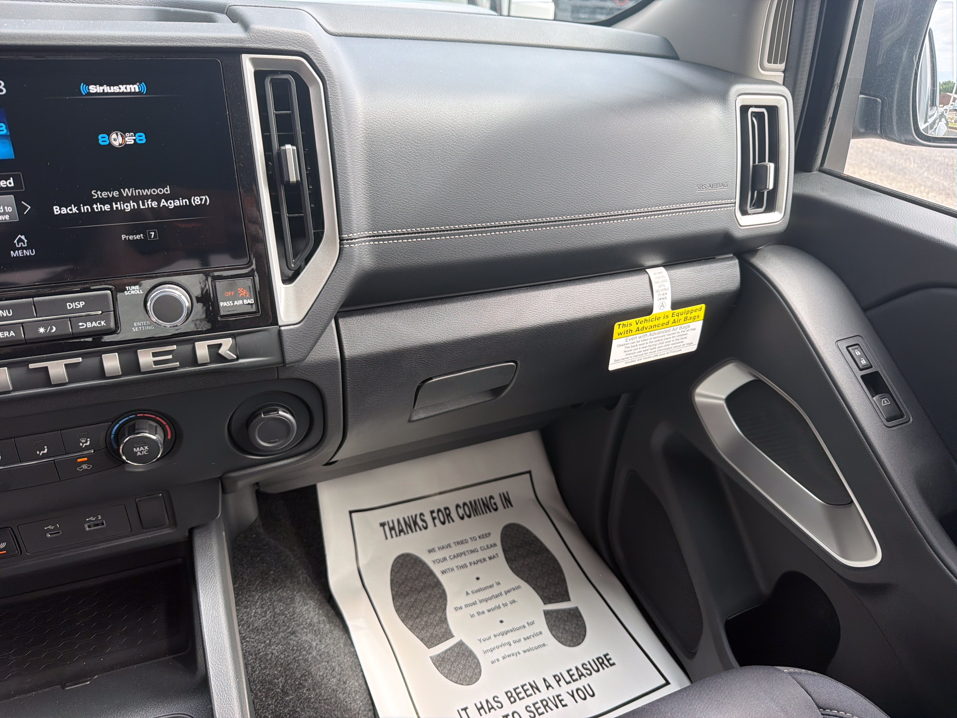 2026 Nissan Frontier Crew Cab SV