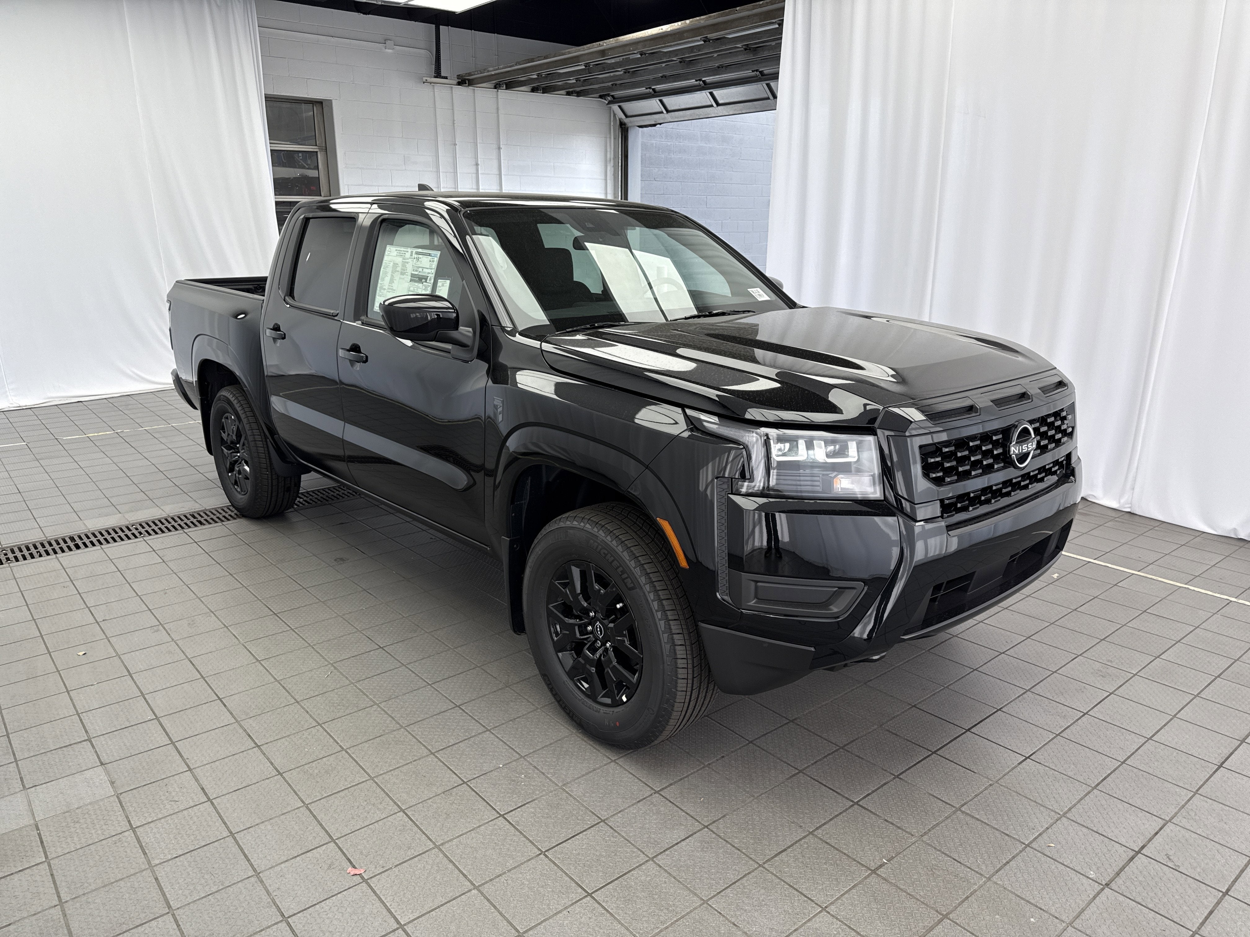 2026 Nissan Frontier Crew Cab SV