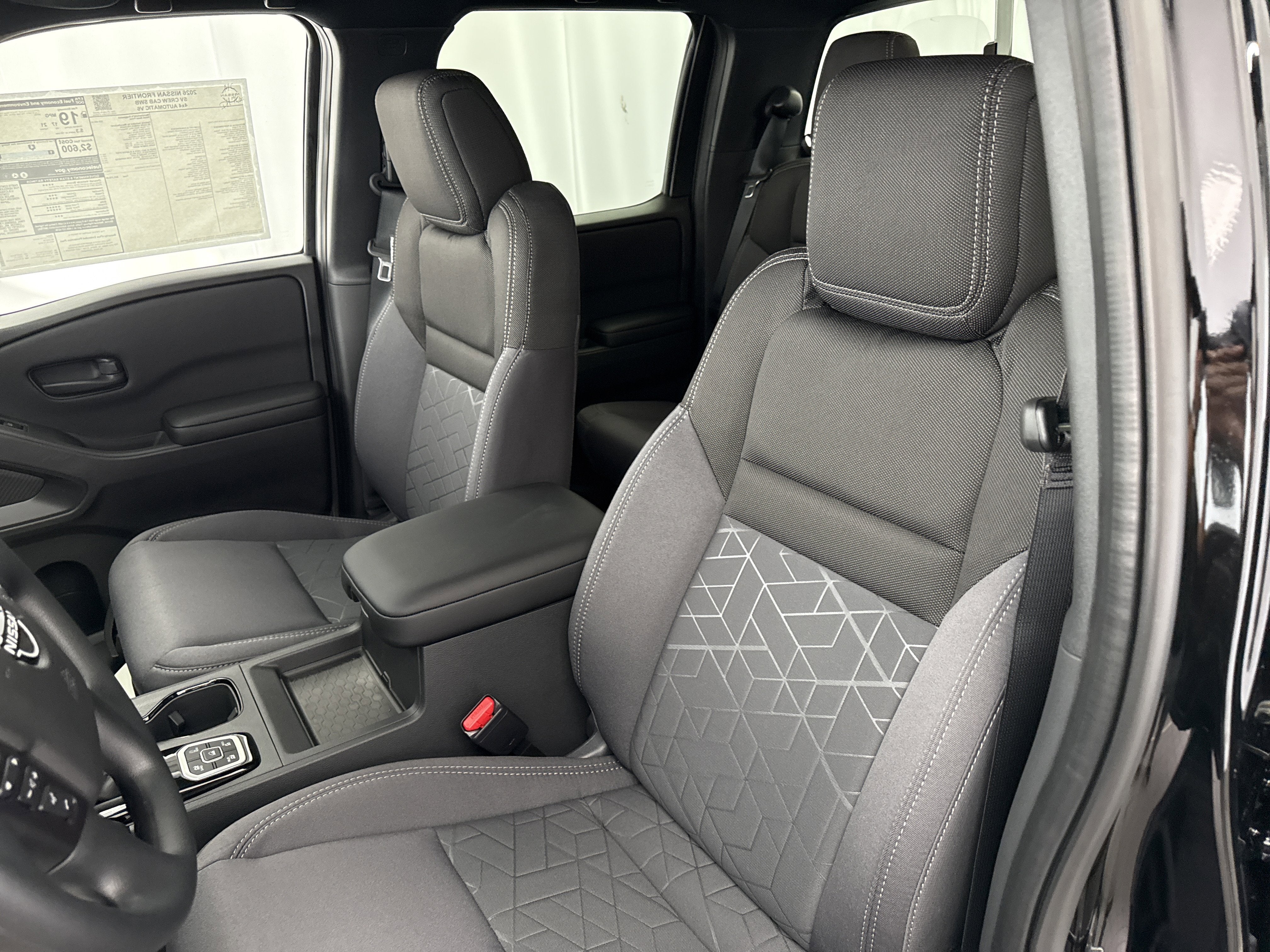 2026 Nissan Frontier Crew Cab SV