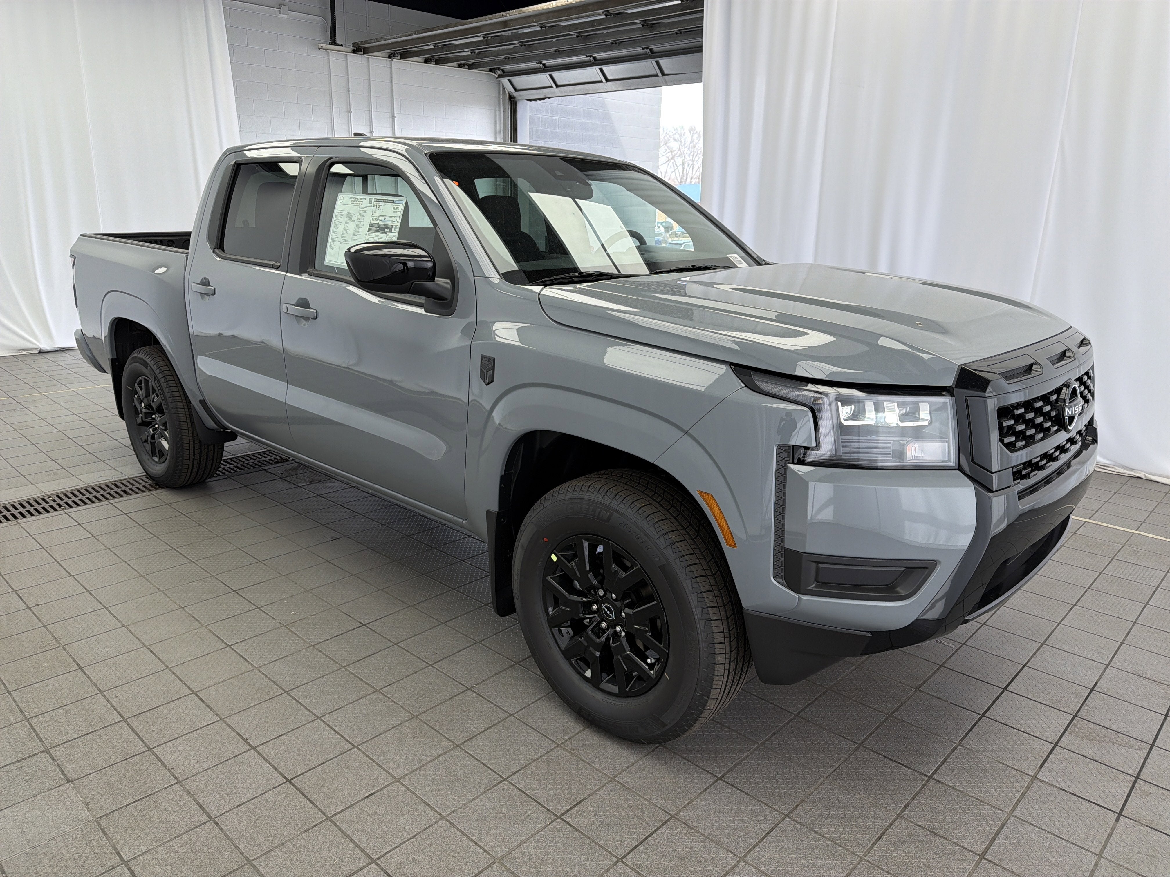2026 Nissan Frontier Crew Cab SV