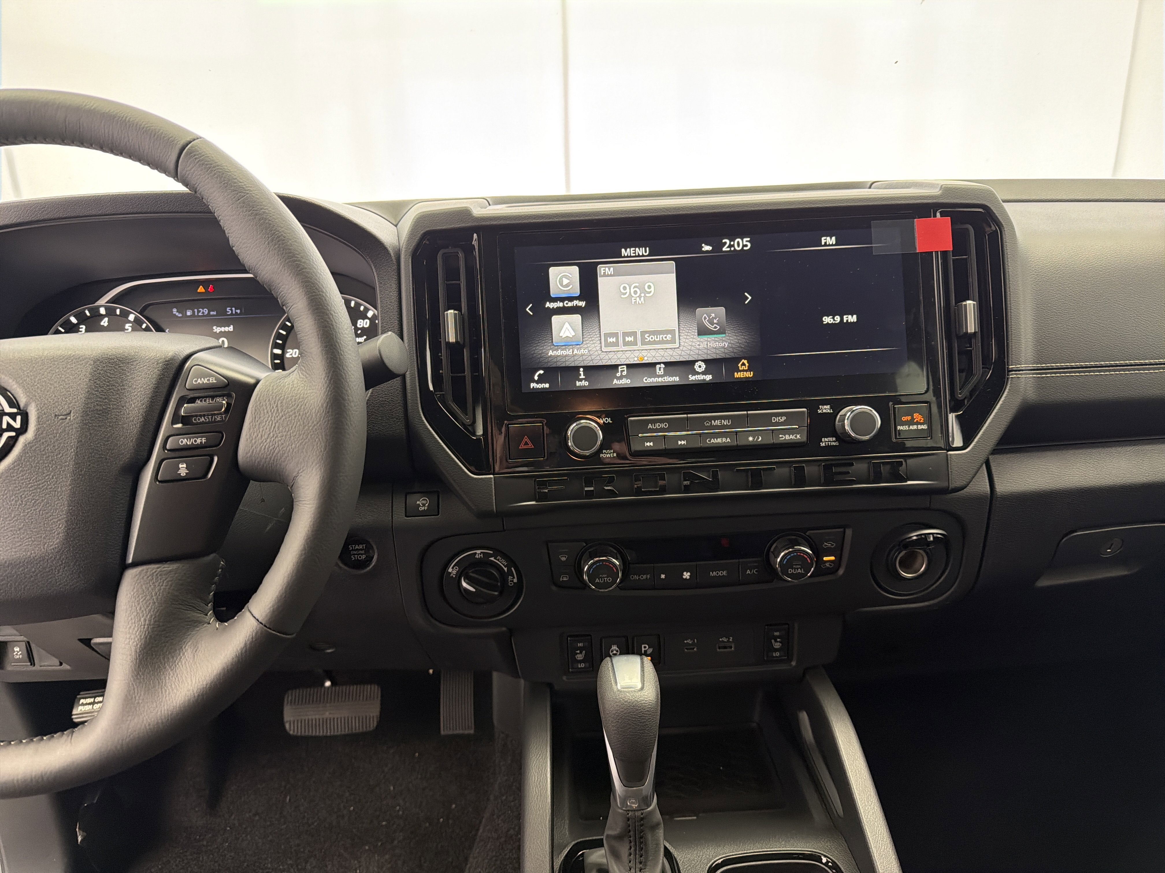 2026 Nissan Frontier Crew Cab SV