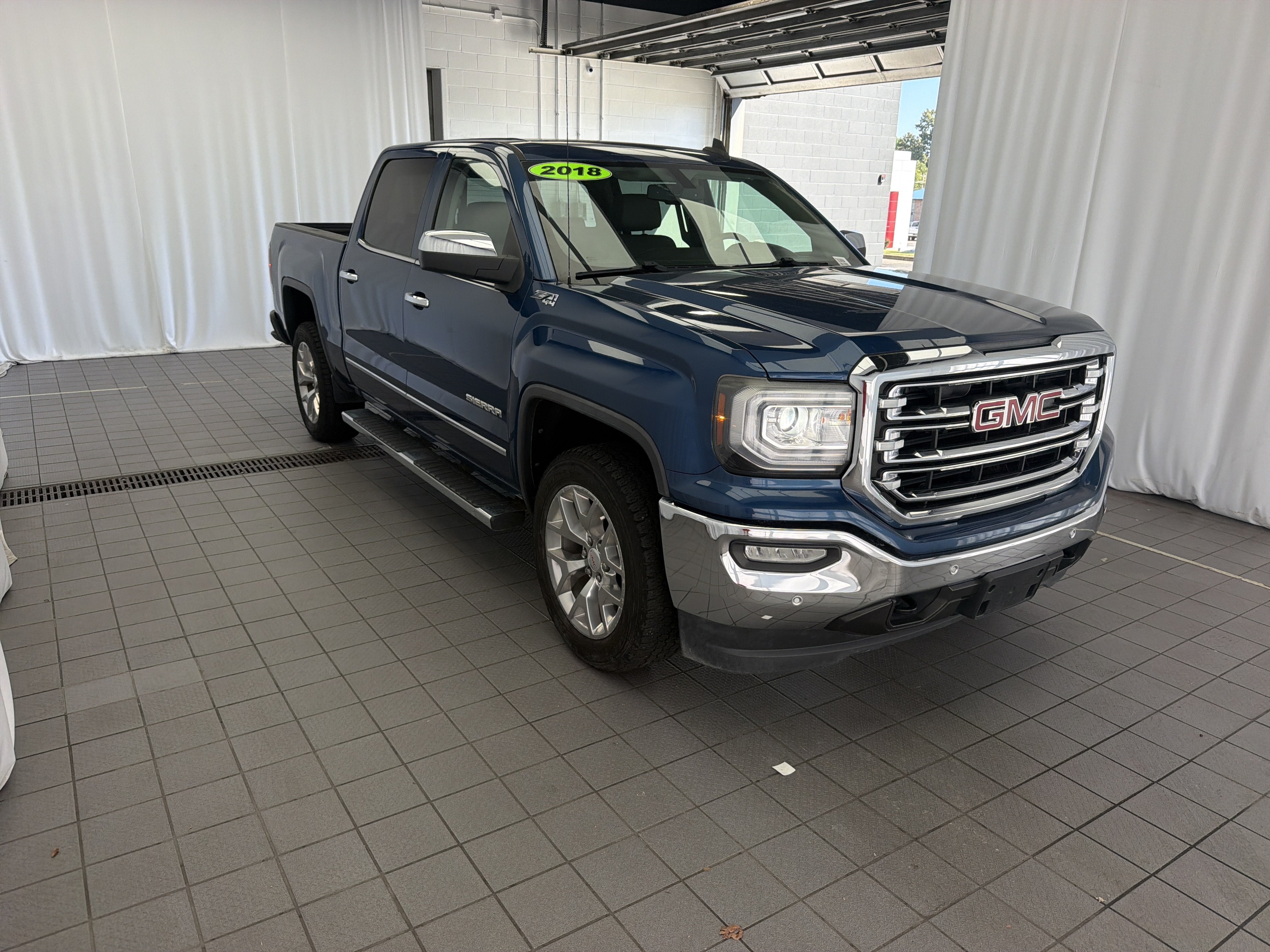 2018 GMC Sierra 1500 SLT