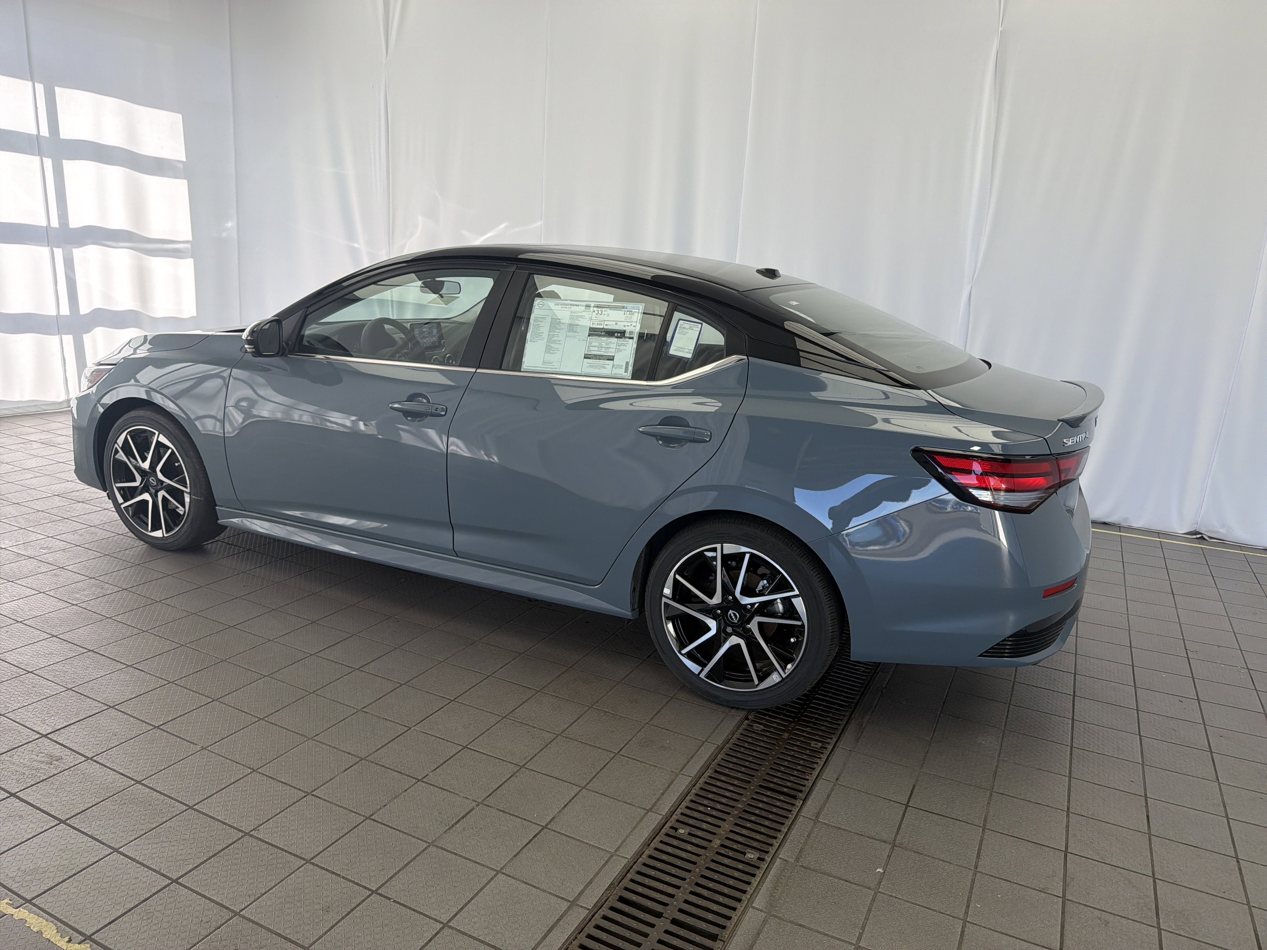 2025 Nissan Sentra SR