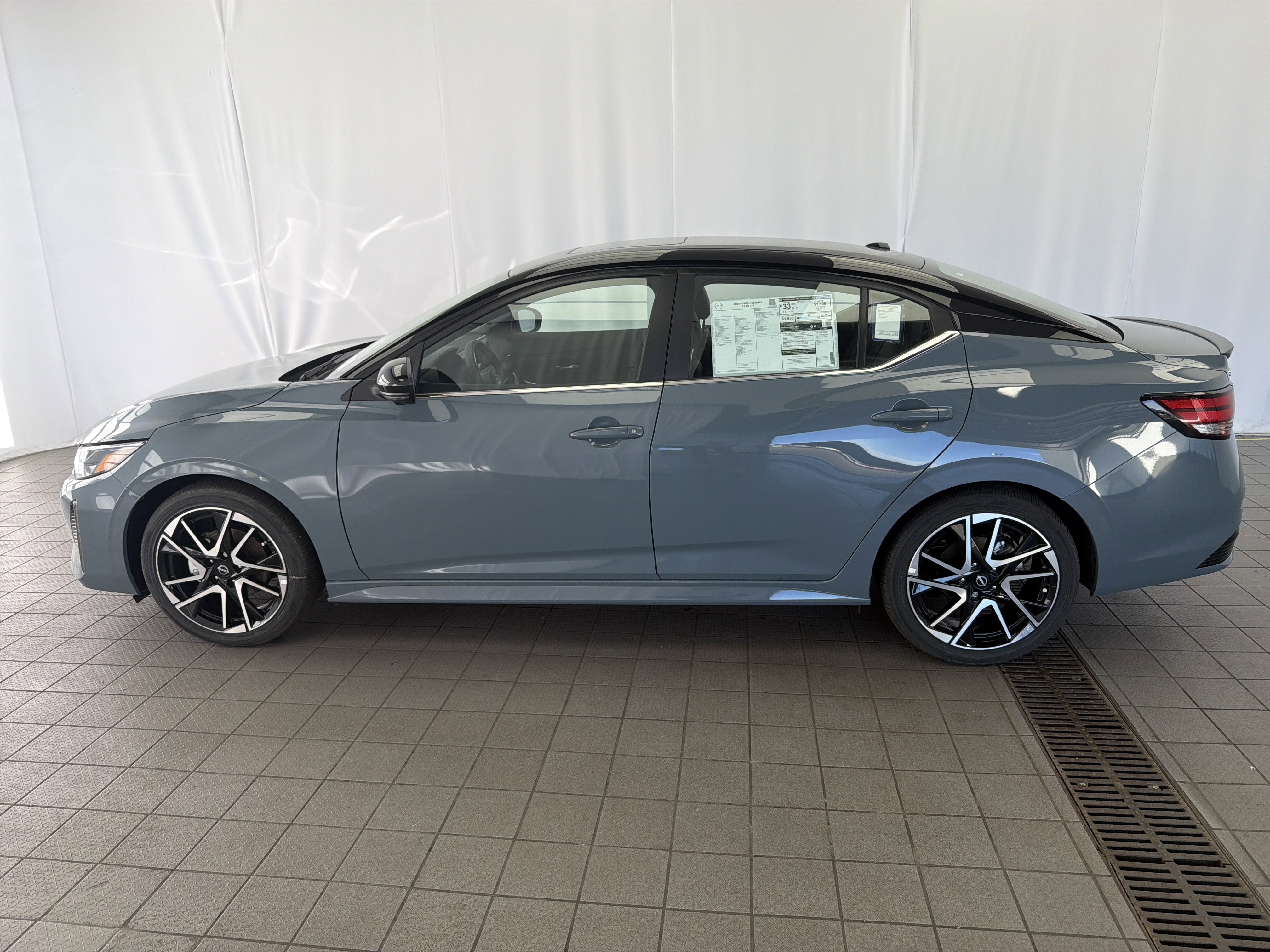 2025 Nissan Sentra SR