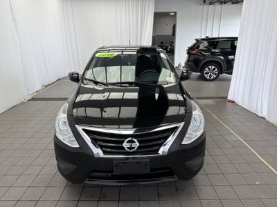 2016 Nissan Versa SV