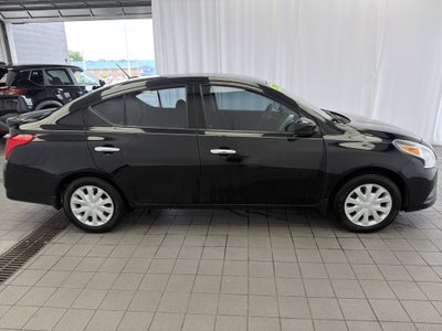 2016 Nissan Versa SV
