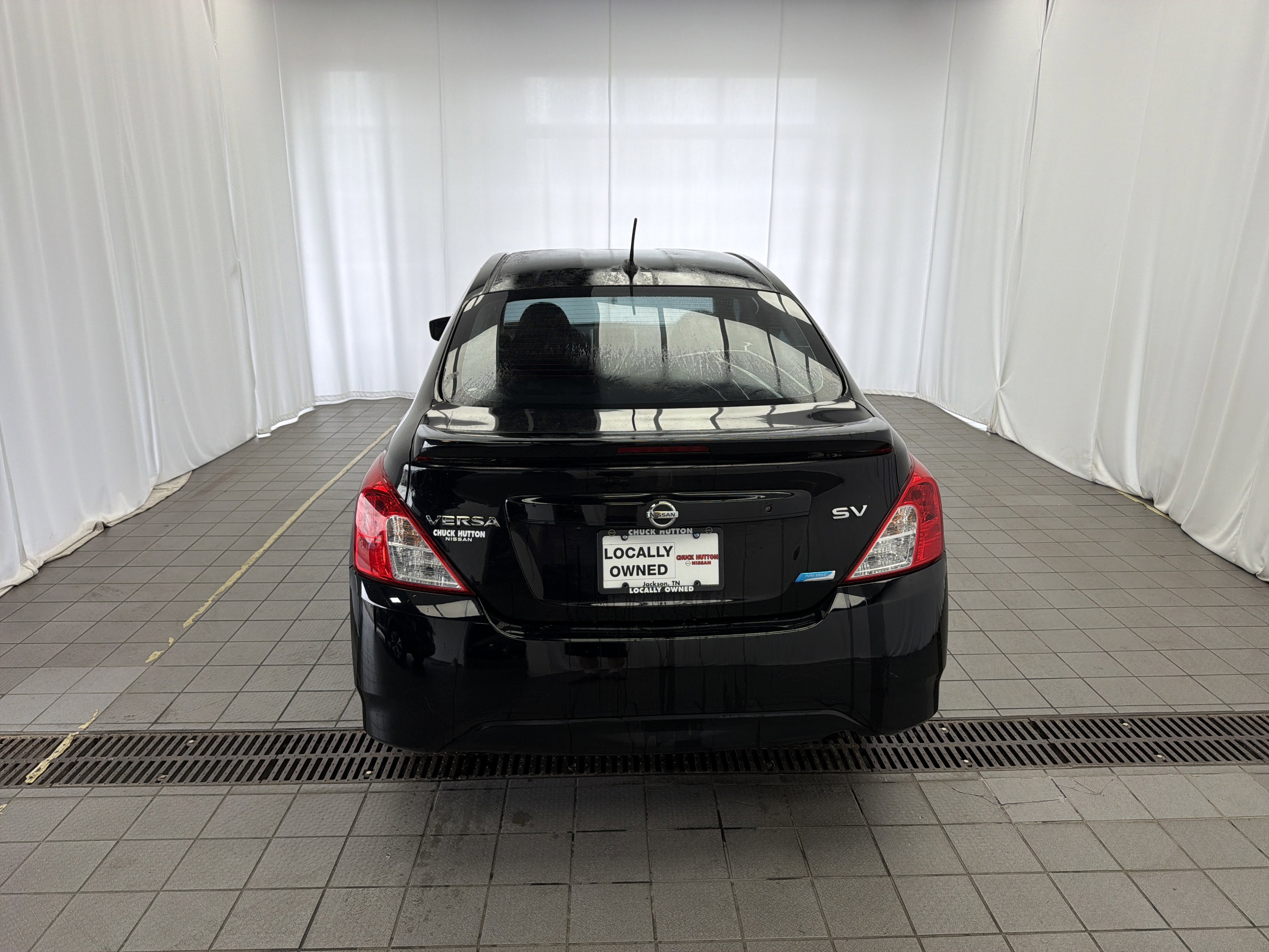 2016 Nissan Versa SV
