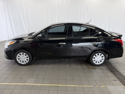 2016 Nissan Versa SV
