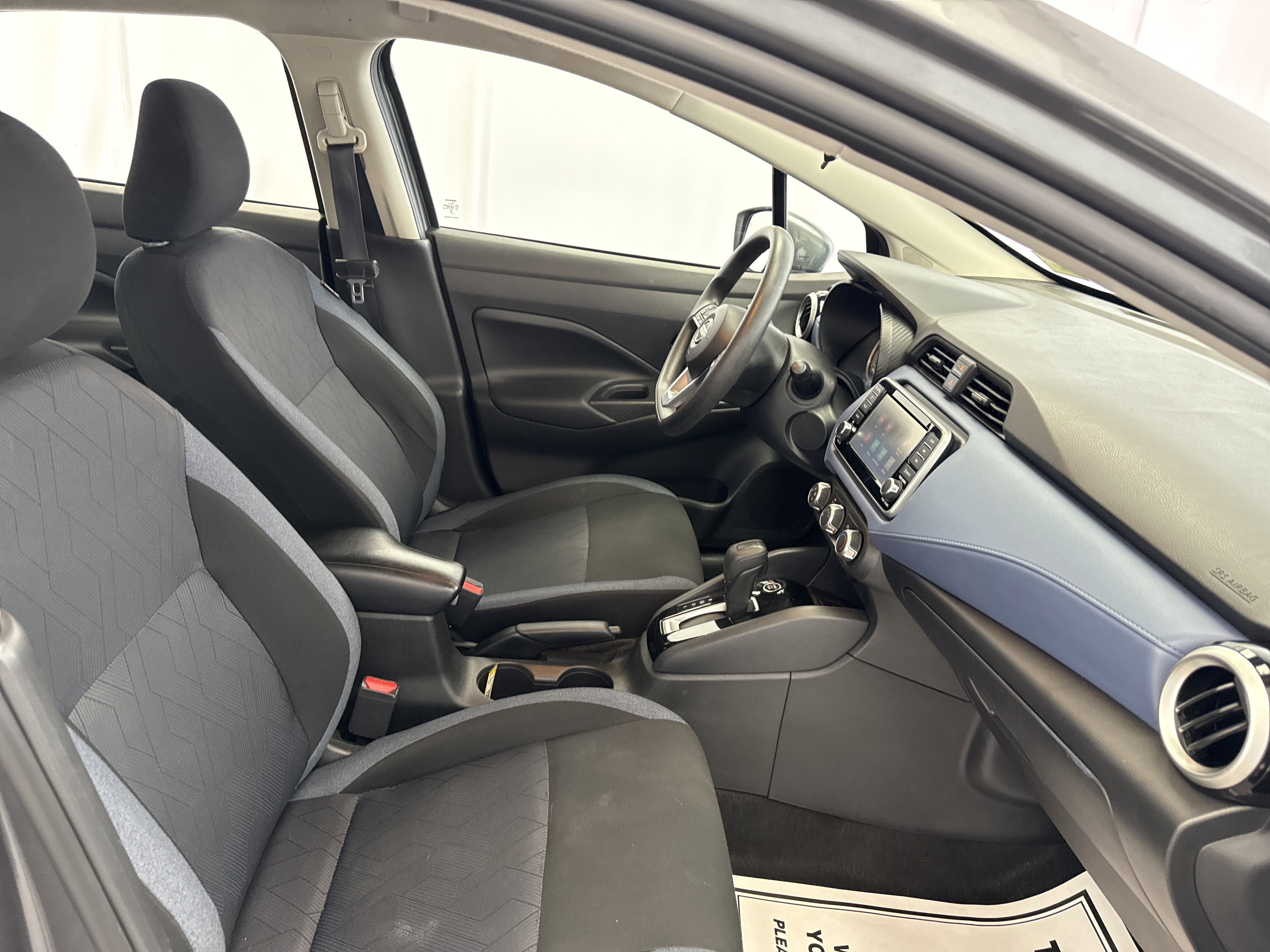 2023 Nissan Versa SV