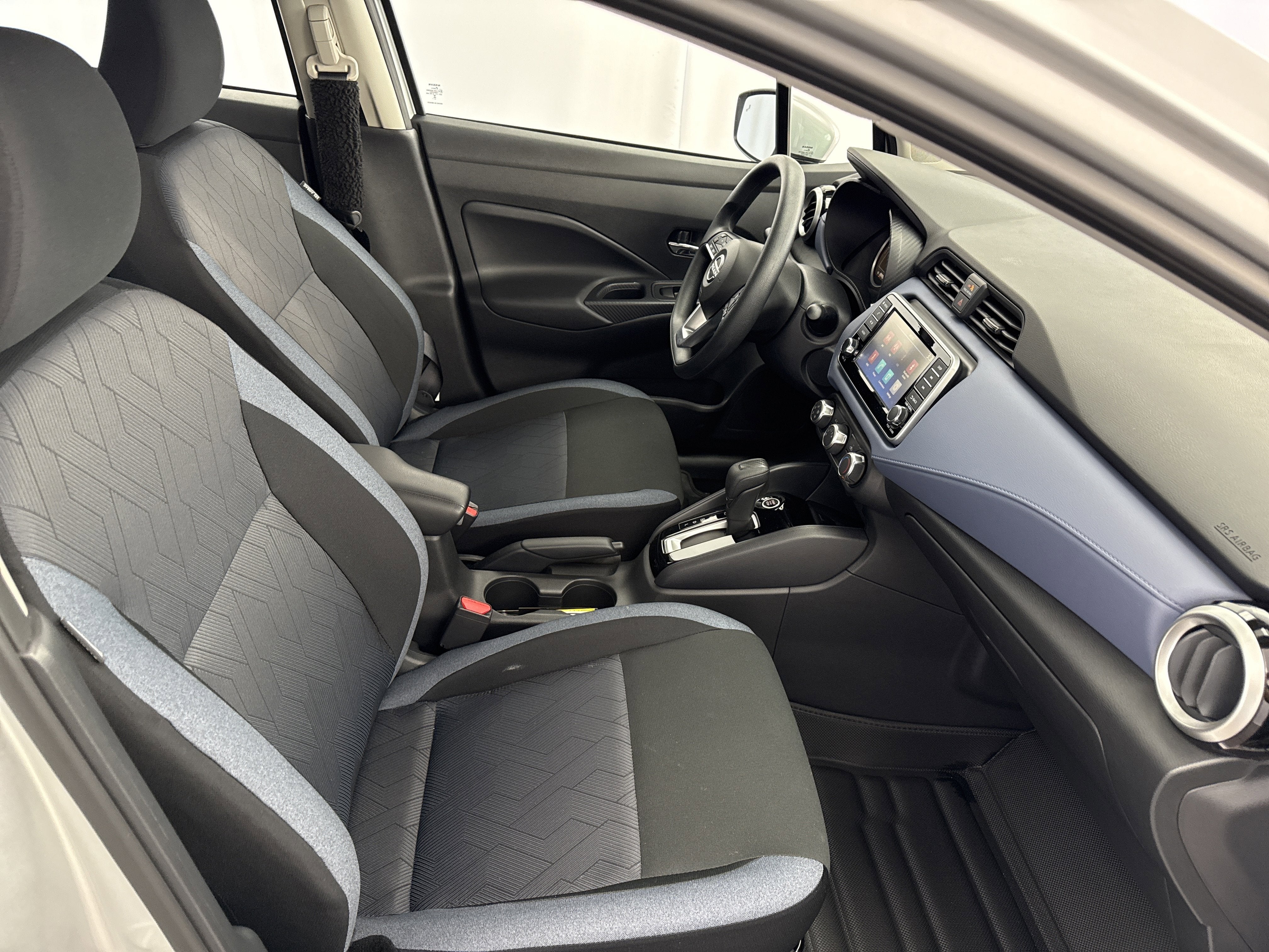 2024 Nissan Versa SV