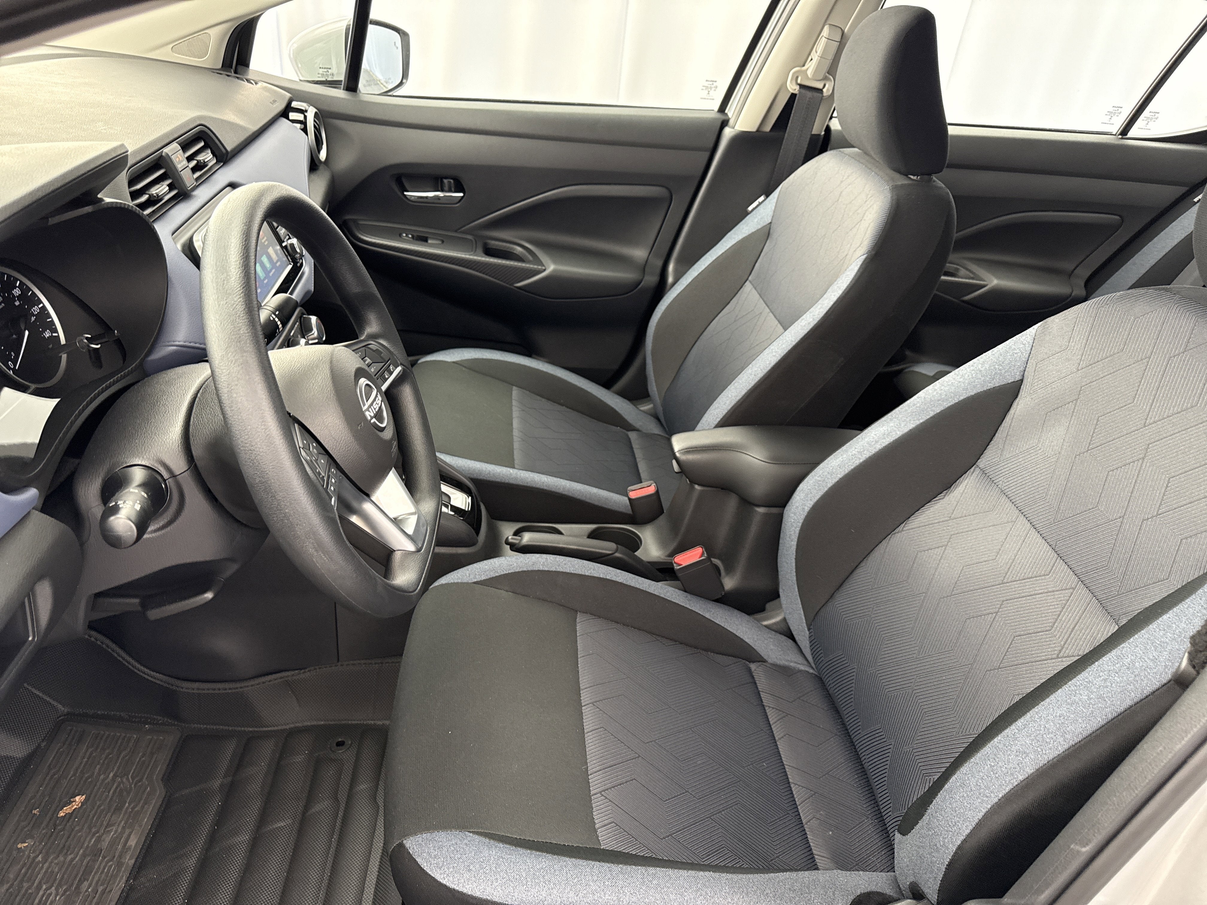 2024 Nissan Versa SV