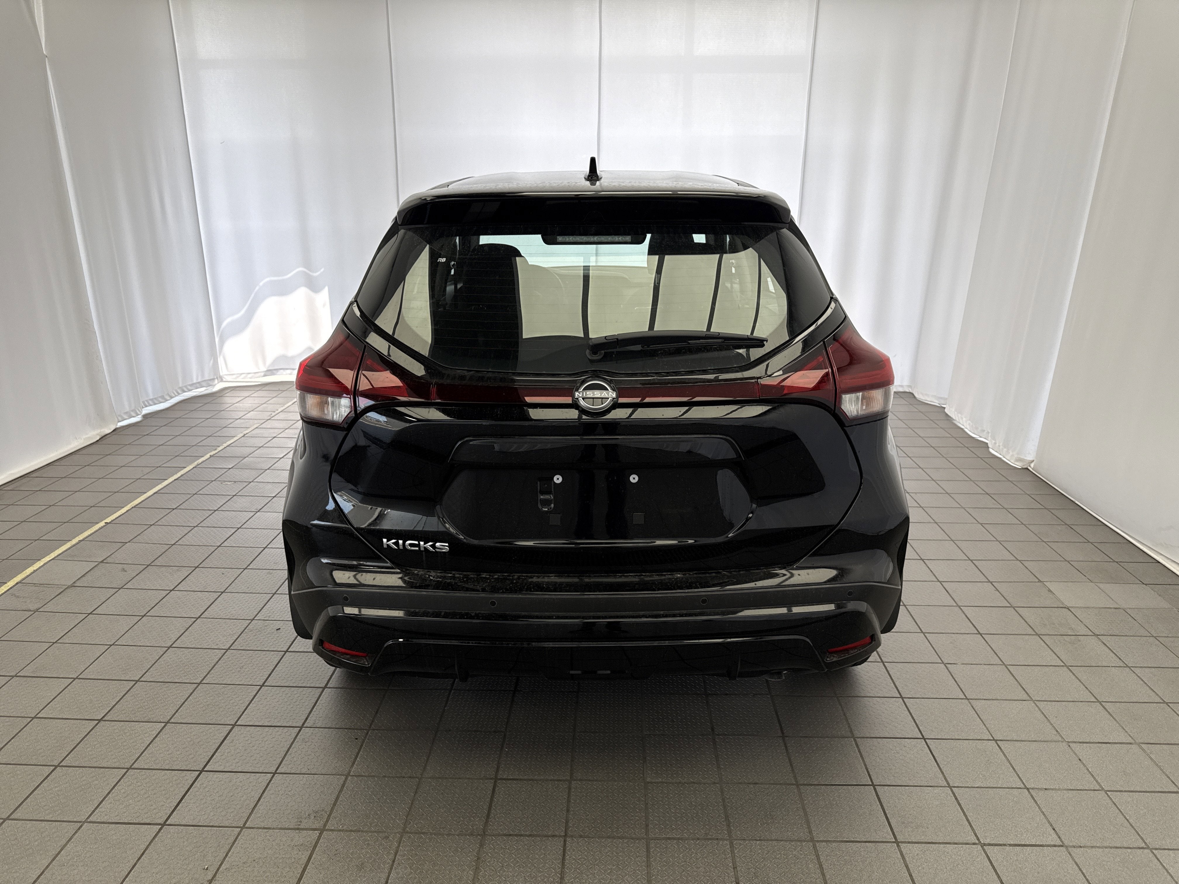 2025 Nissan Kicks Play S